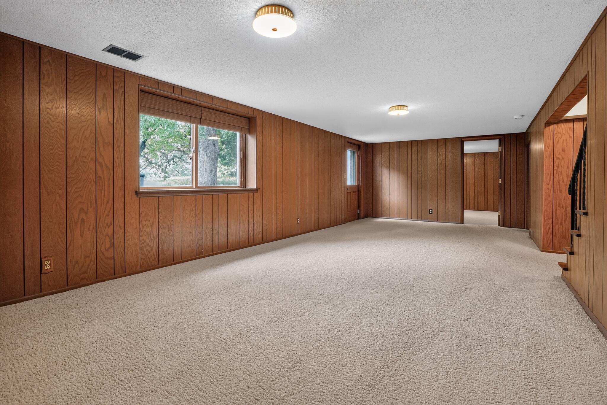 2009 W 83rd Street Property Photo 39