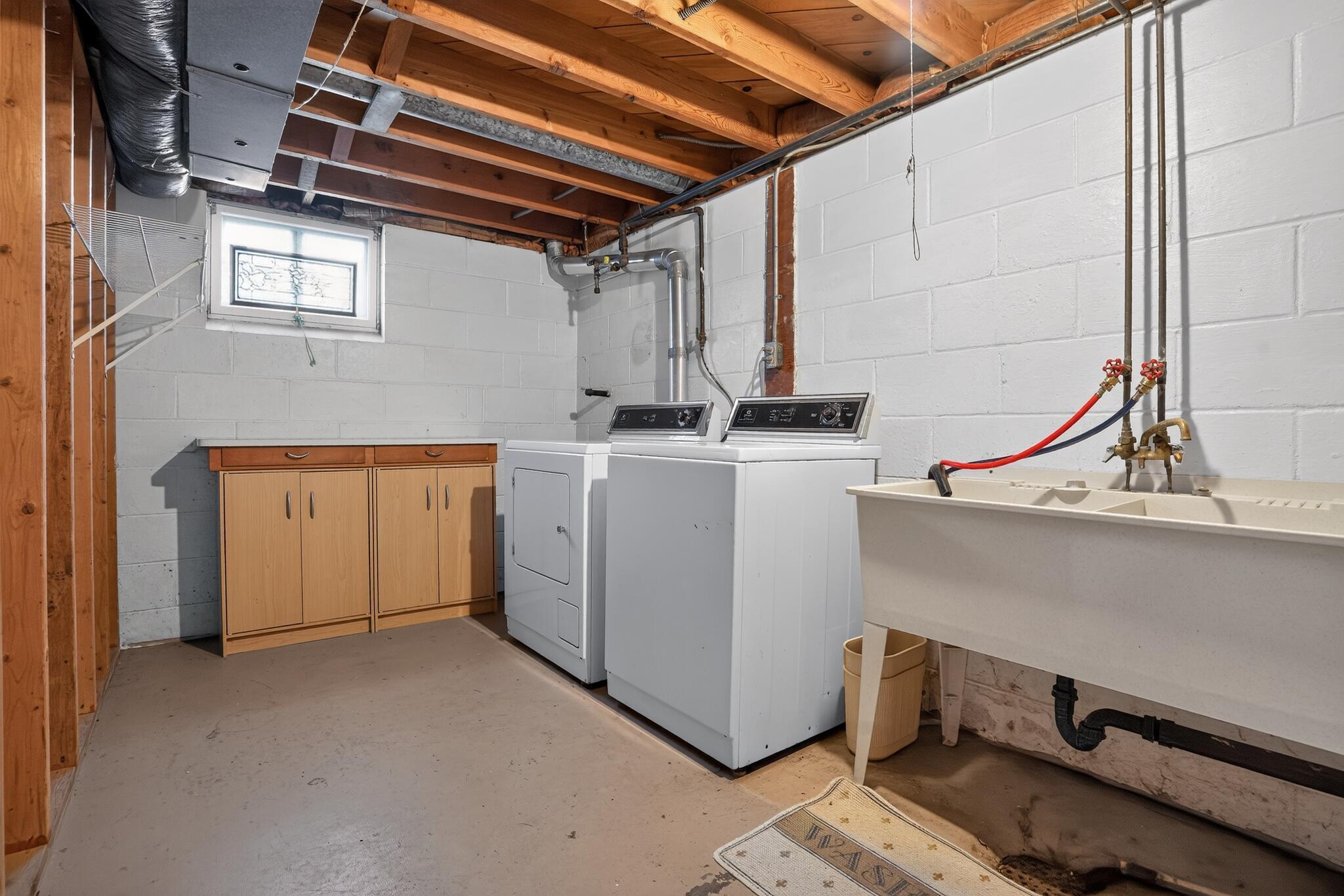 2009 W 83rd Street Property Photo 42