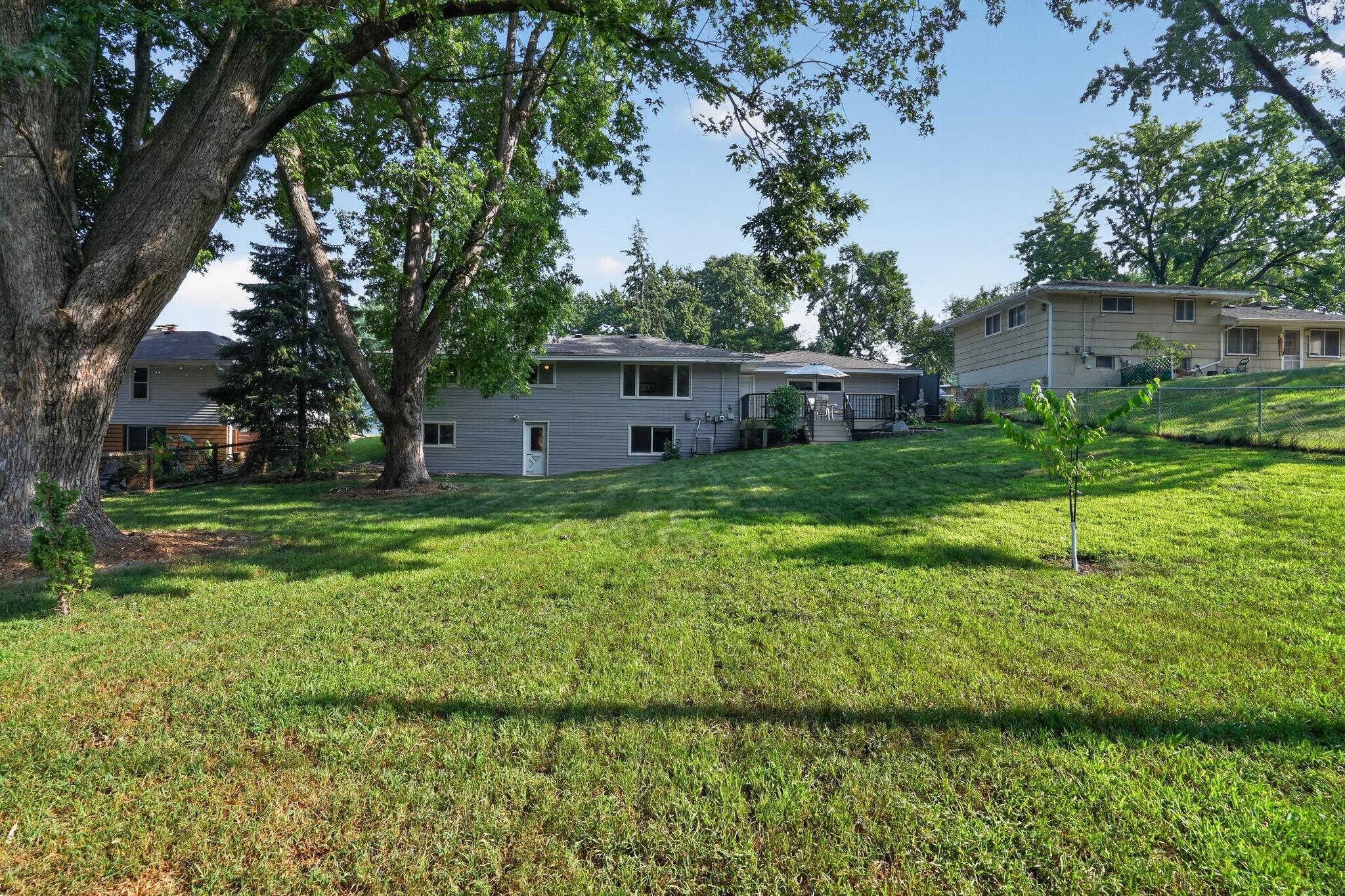 2009 W 83rd Street Property Photo 46