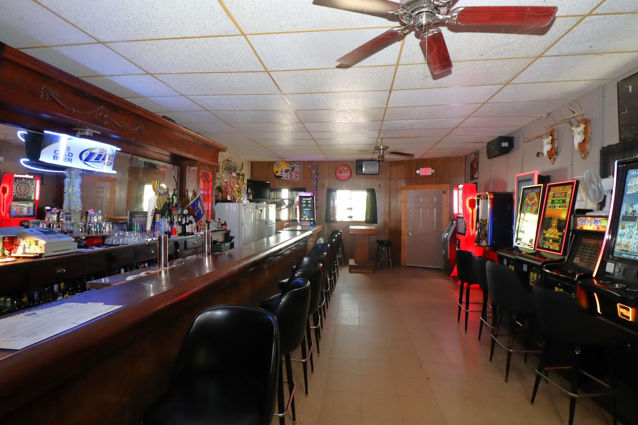 1222 Lake Shore Drive E Property Photo 13