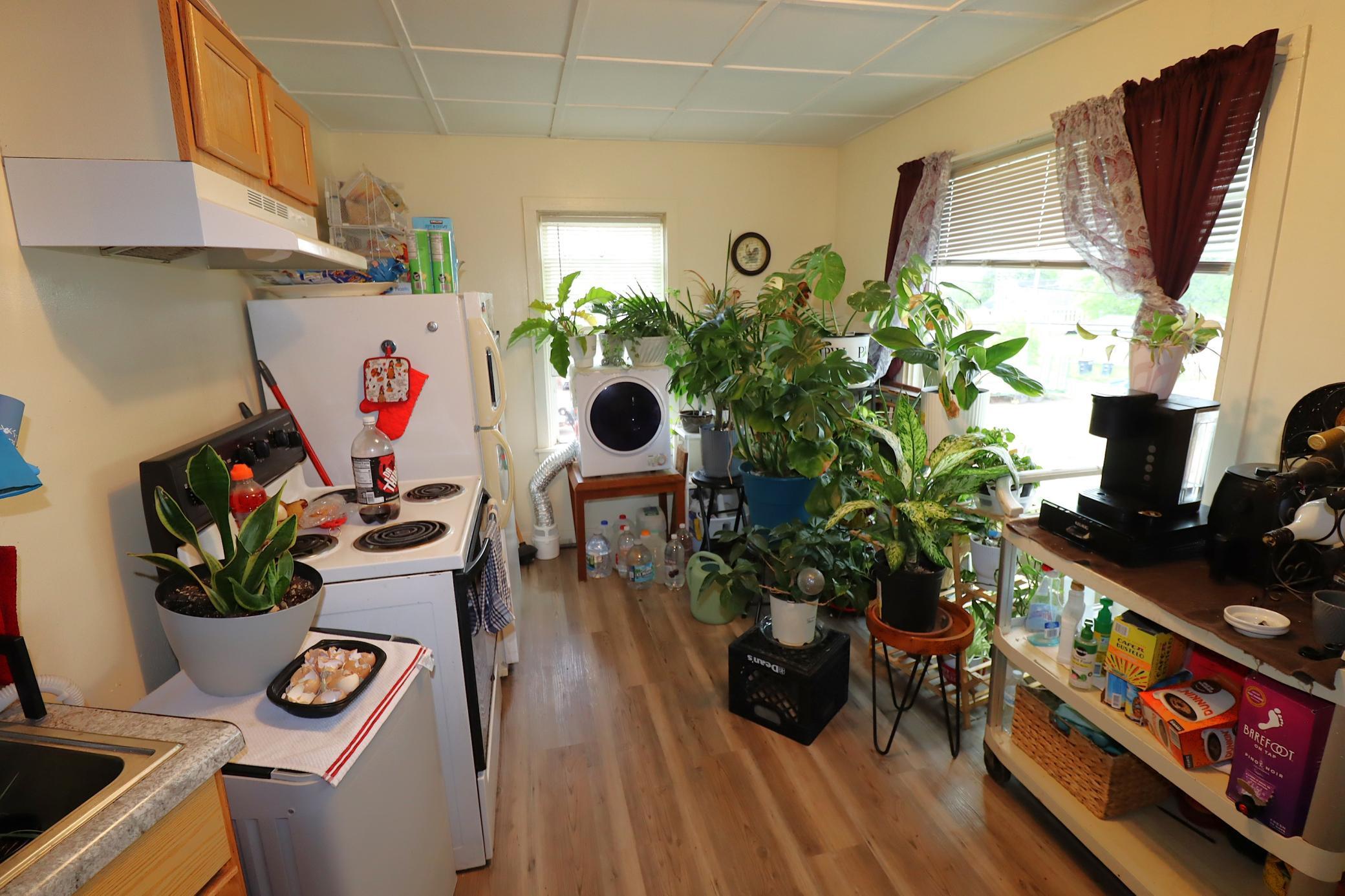 1222 Lake Shore Drive E Property Photo 18
