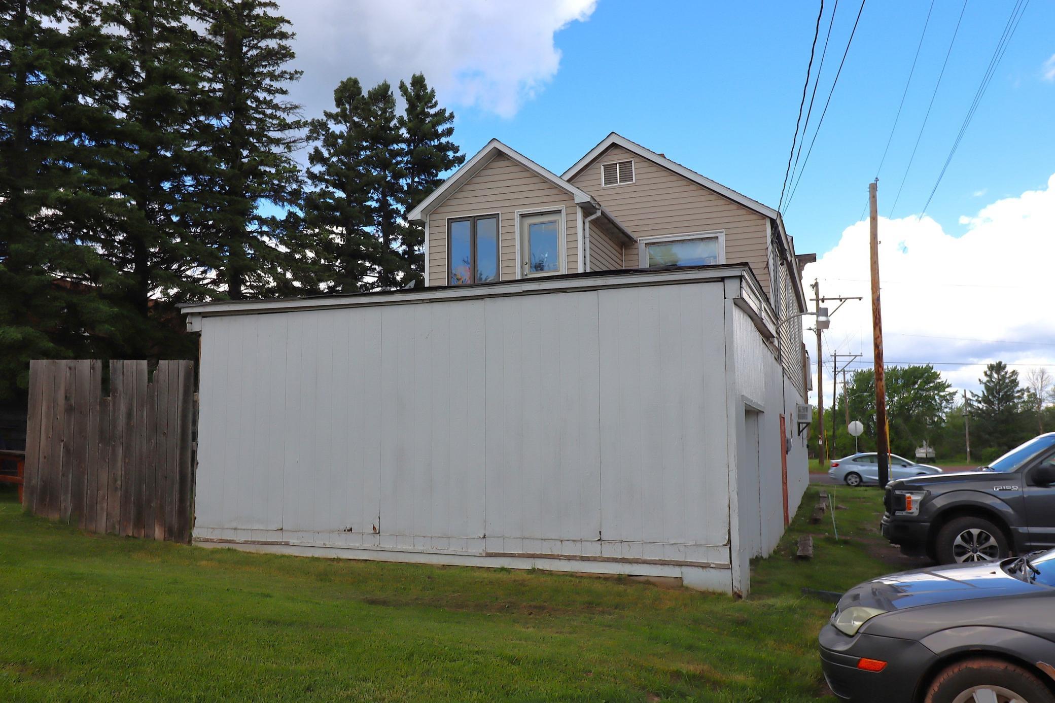 1222 Lake Shore Drive E Property Photo 23