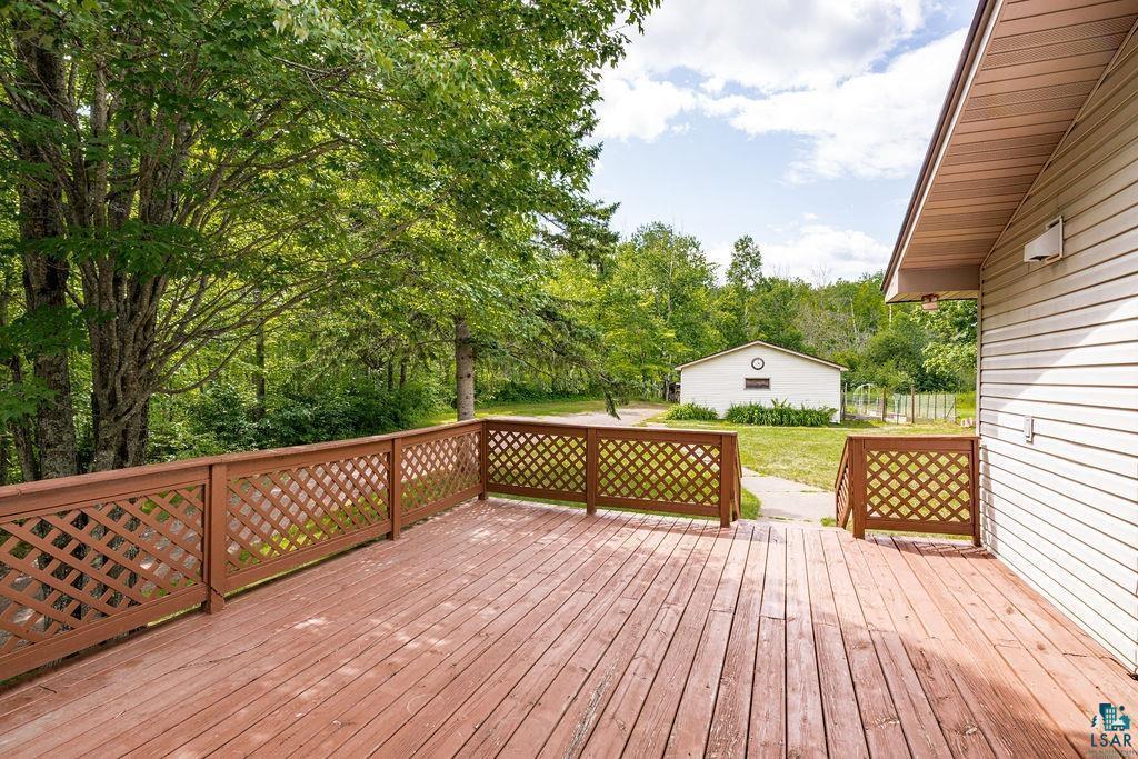 5025 Reid Road Property Photo 7