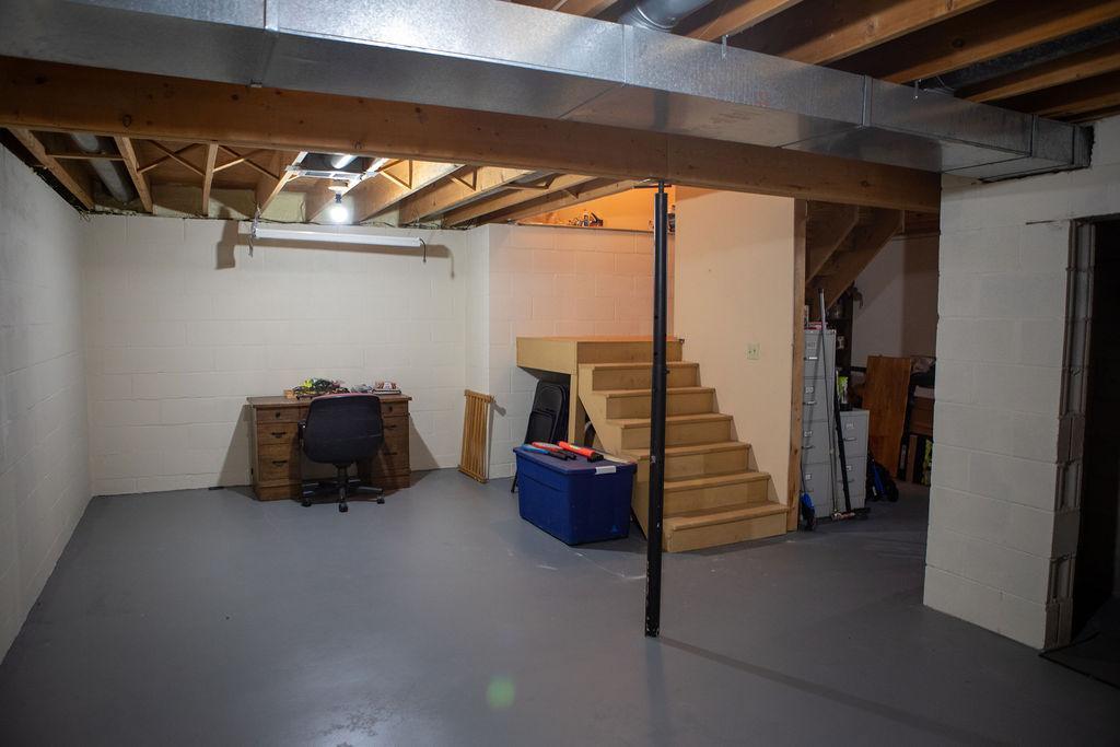 750 S Fairfield Avenue Property Photo 33
