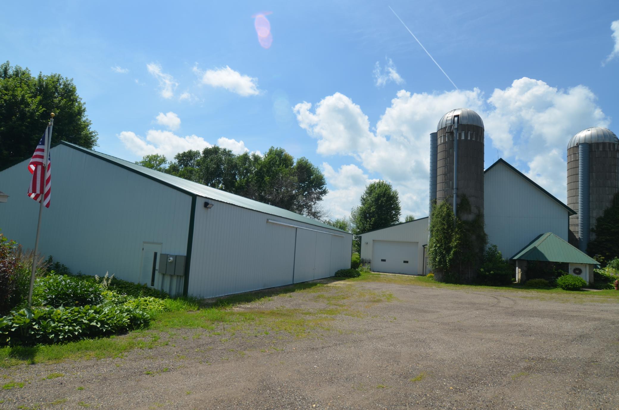 12036 145th Street E Property Photo 2