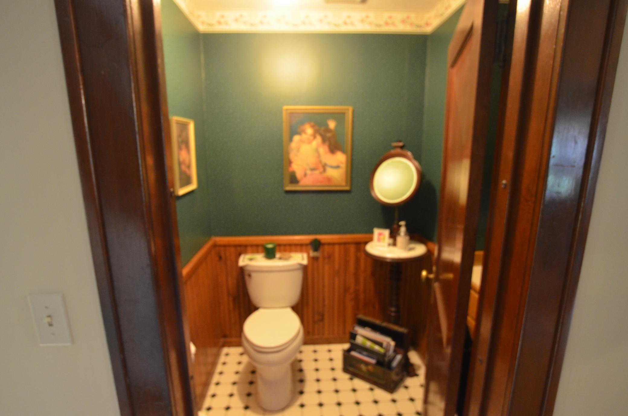 12036 145th Street E Property Photo 5