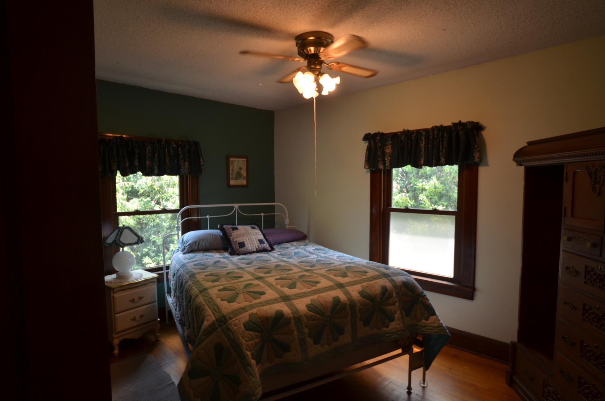 12036 145th Street E Property Photo 14