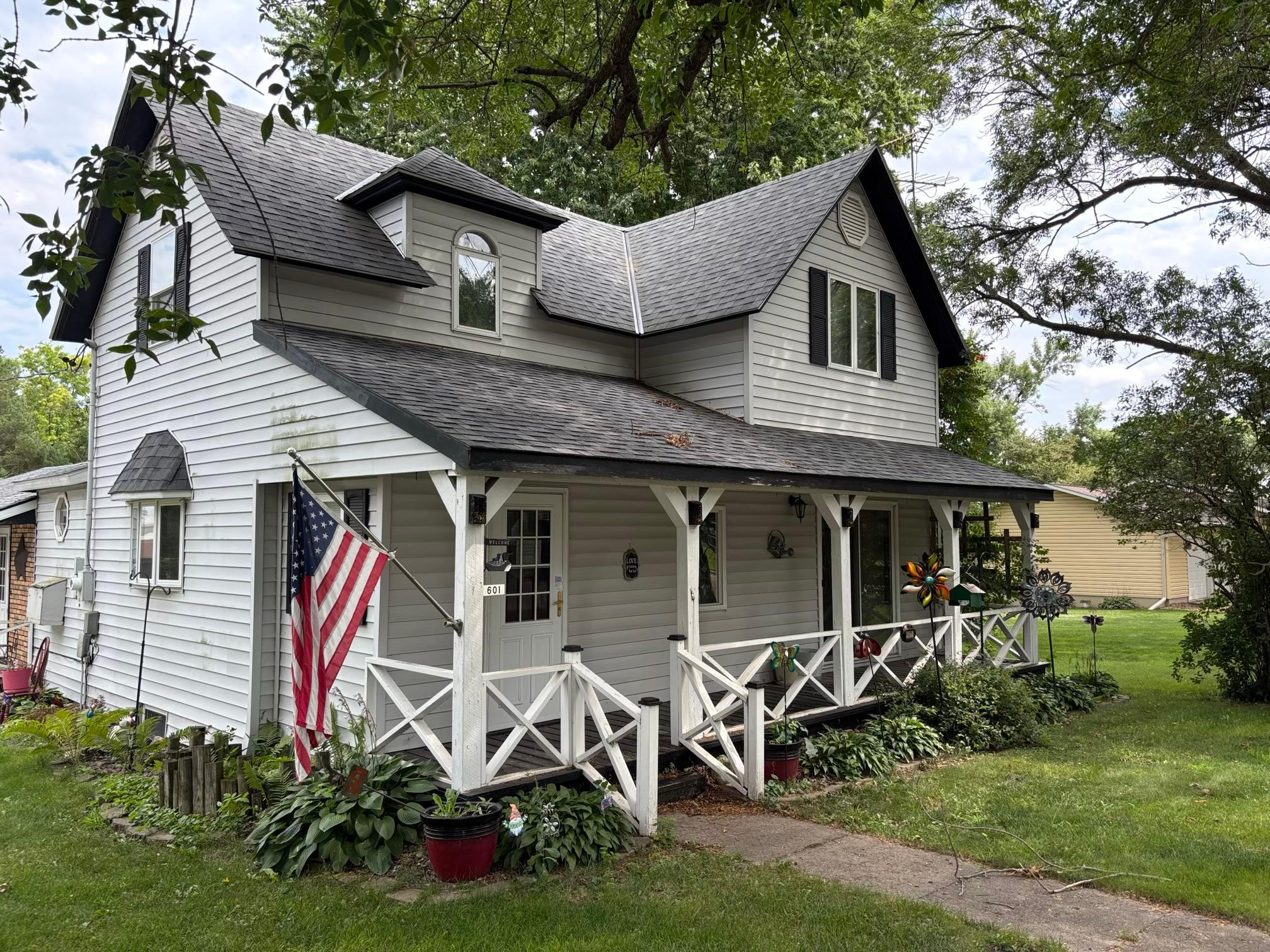 601 Harrison Avenue Property Photo 1