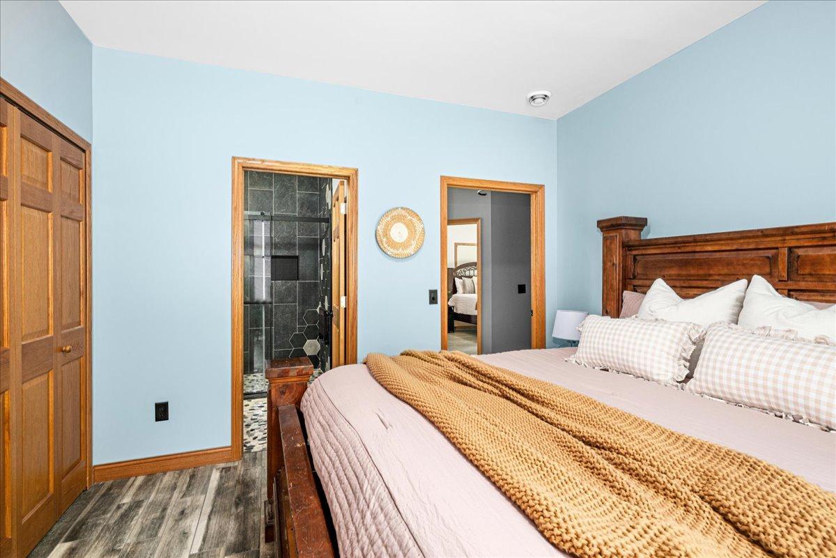 5841 Spruce Lane Property Photo 14