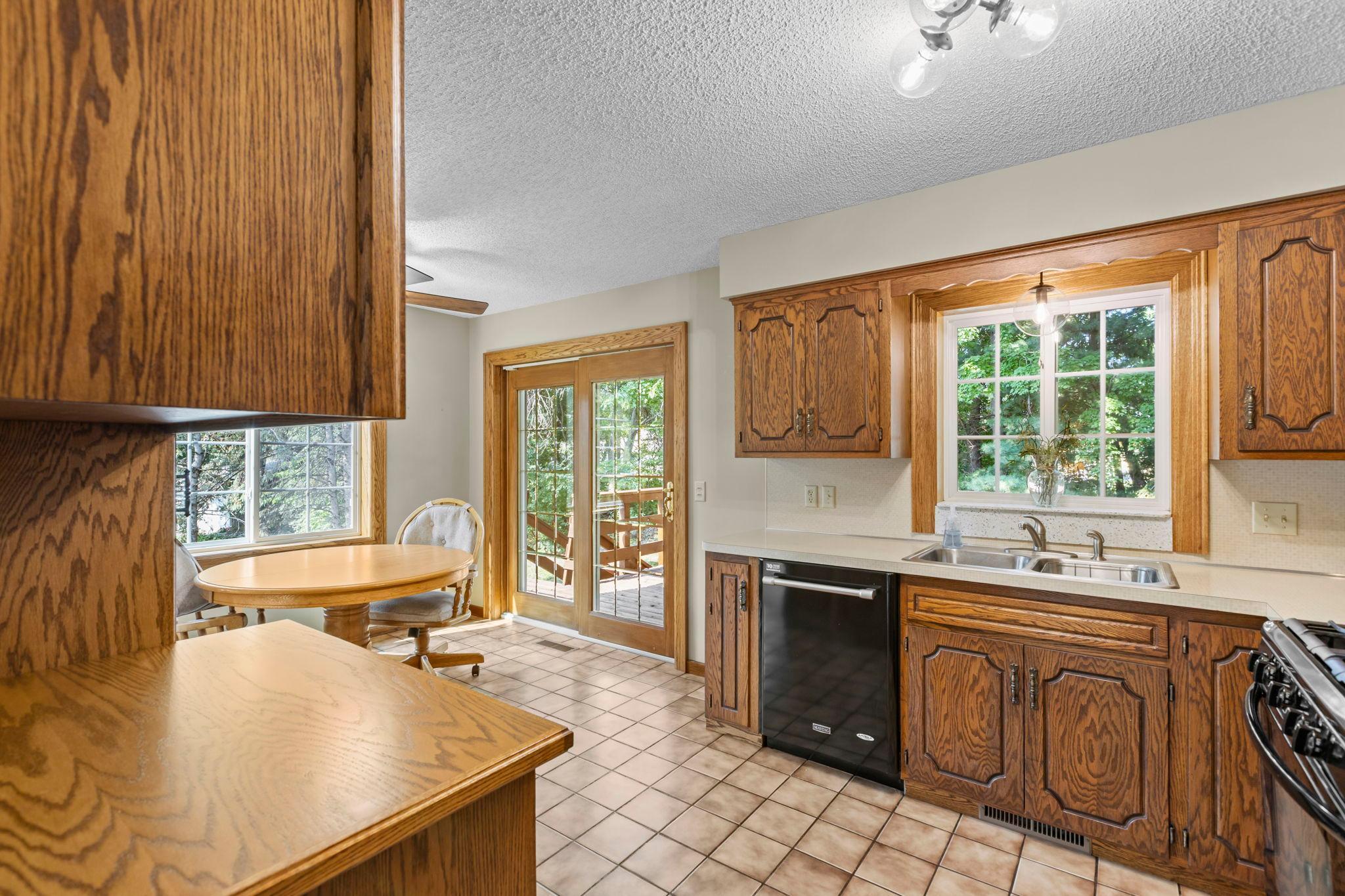 13 Woodcrest Drive Property Photo 16
