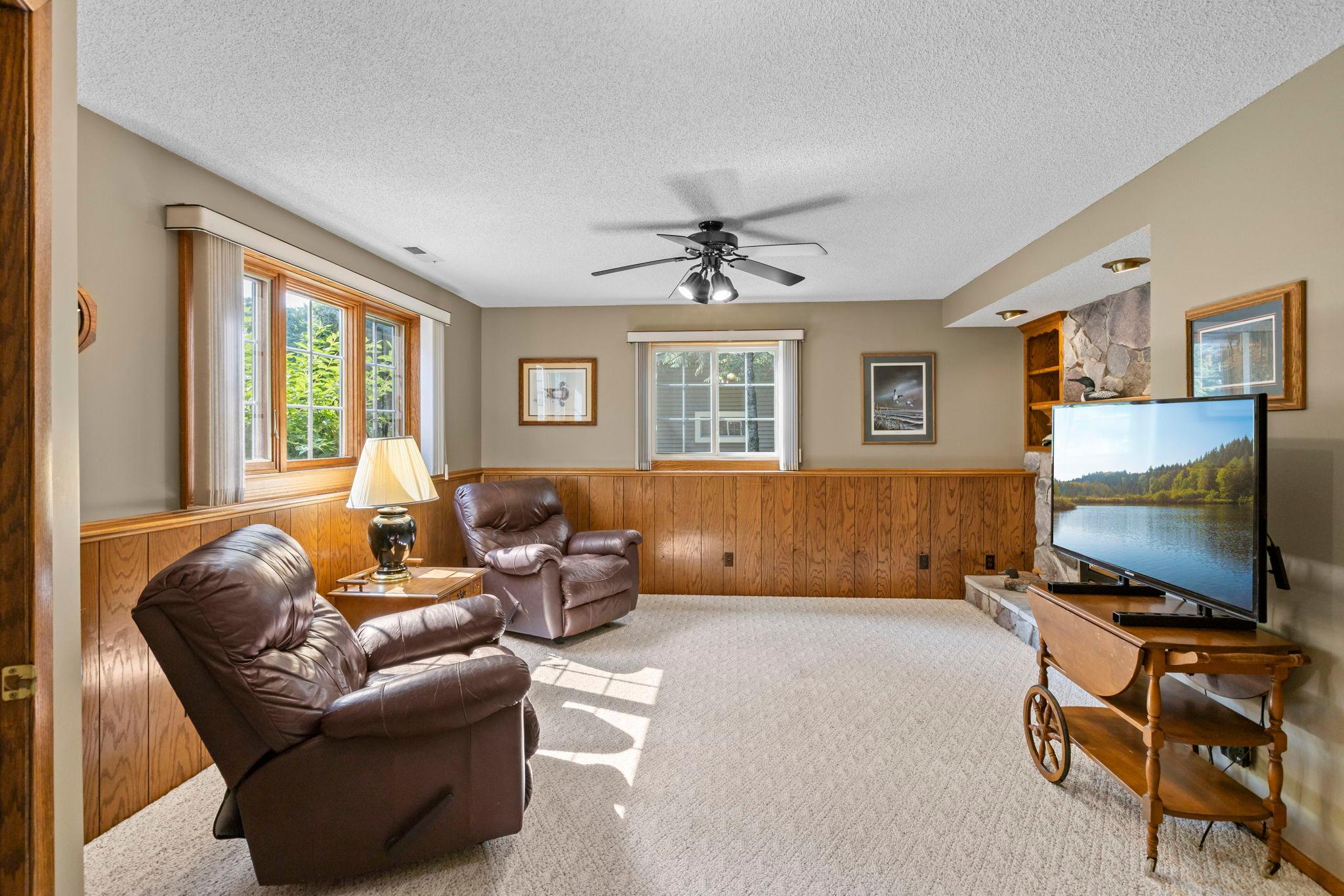 13 Woodcrest Drive Property Photo 24