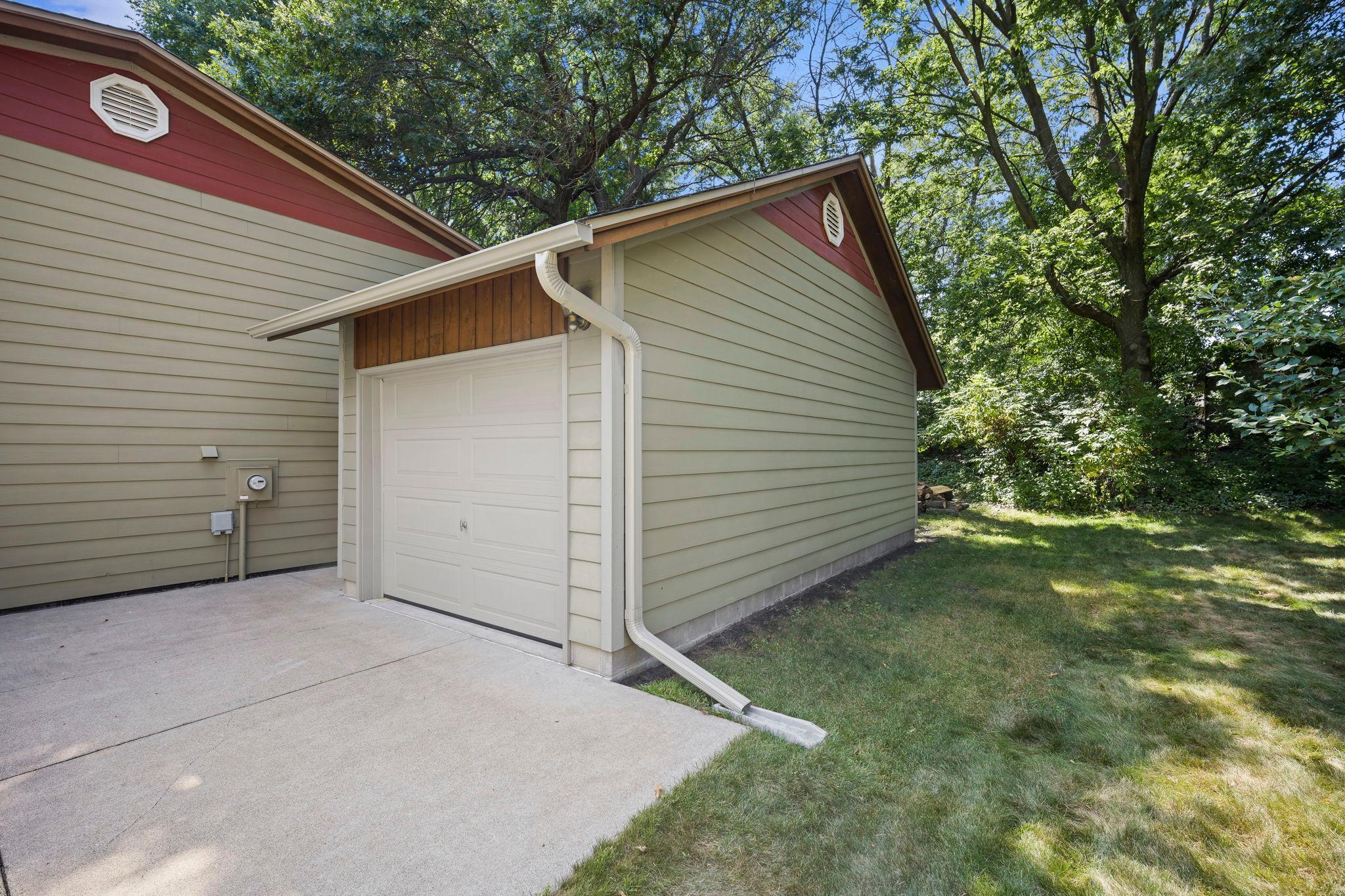 13 Woodcrest Drive Property Photo 49