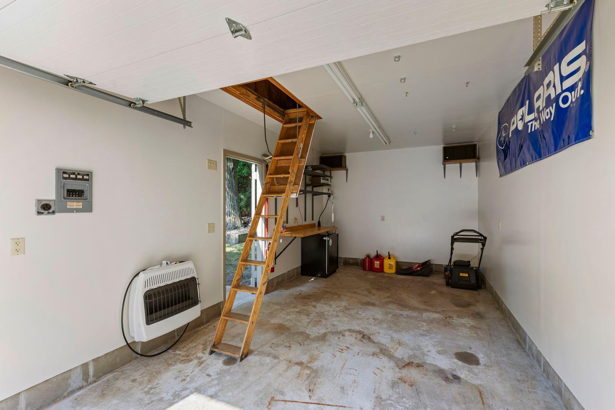 13 Woodcrest Drive Property Photo 54