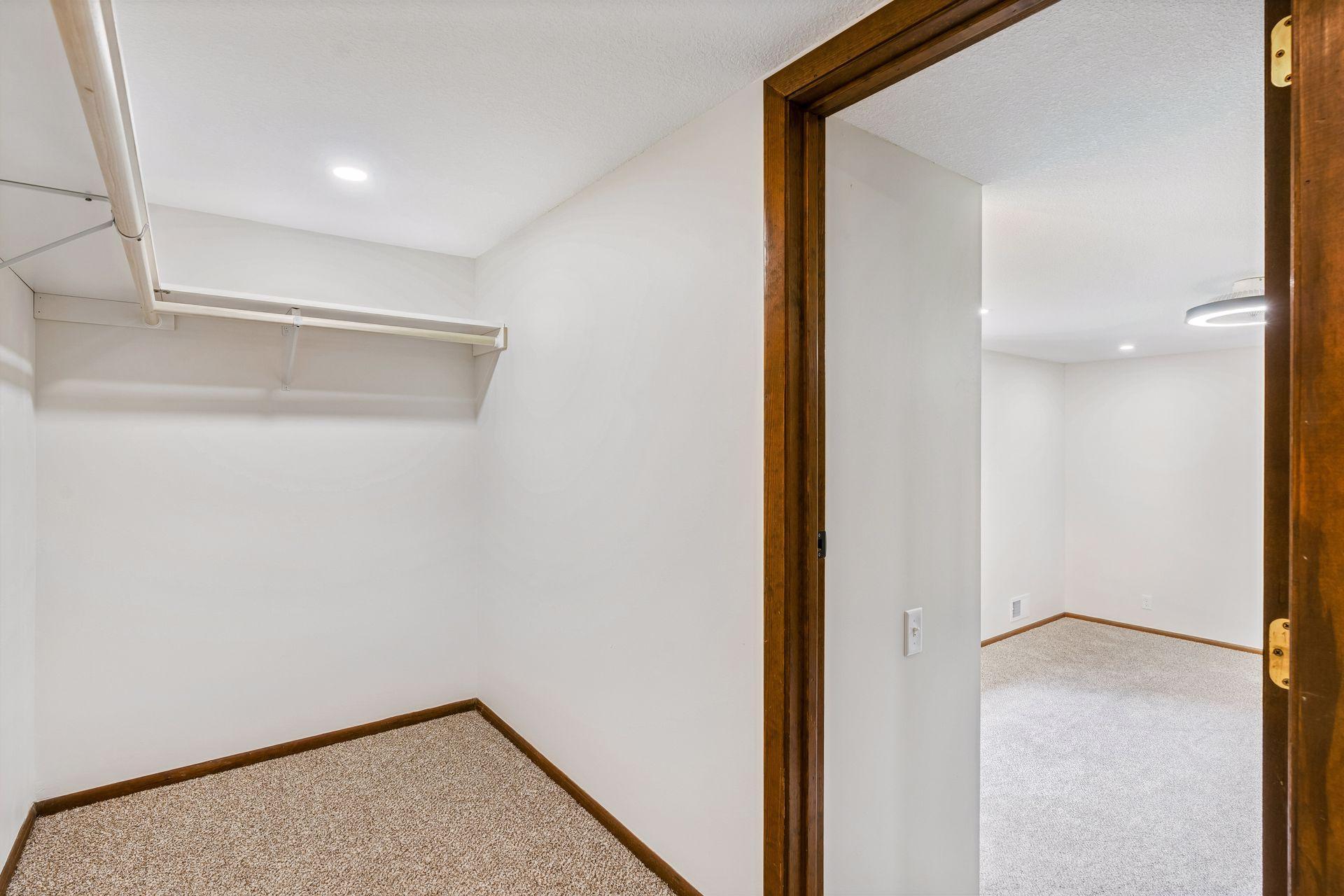 1086 Carlton Drive Property Photo 37