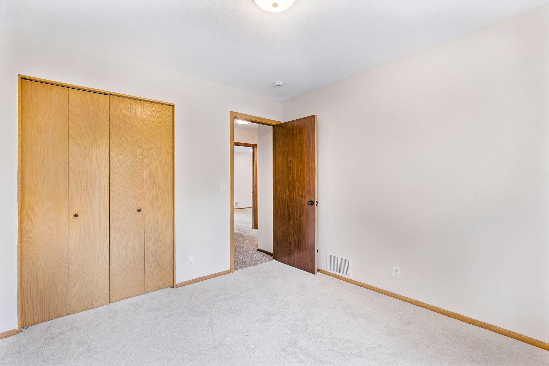 1086 Carlton Drive Property Photo 39