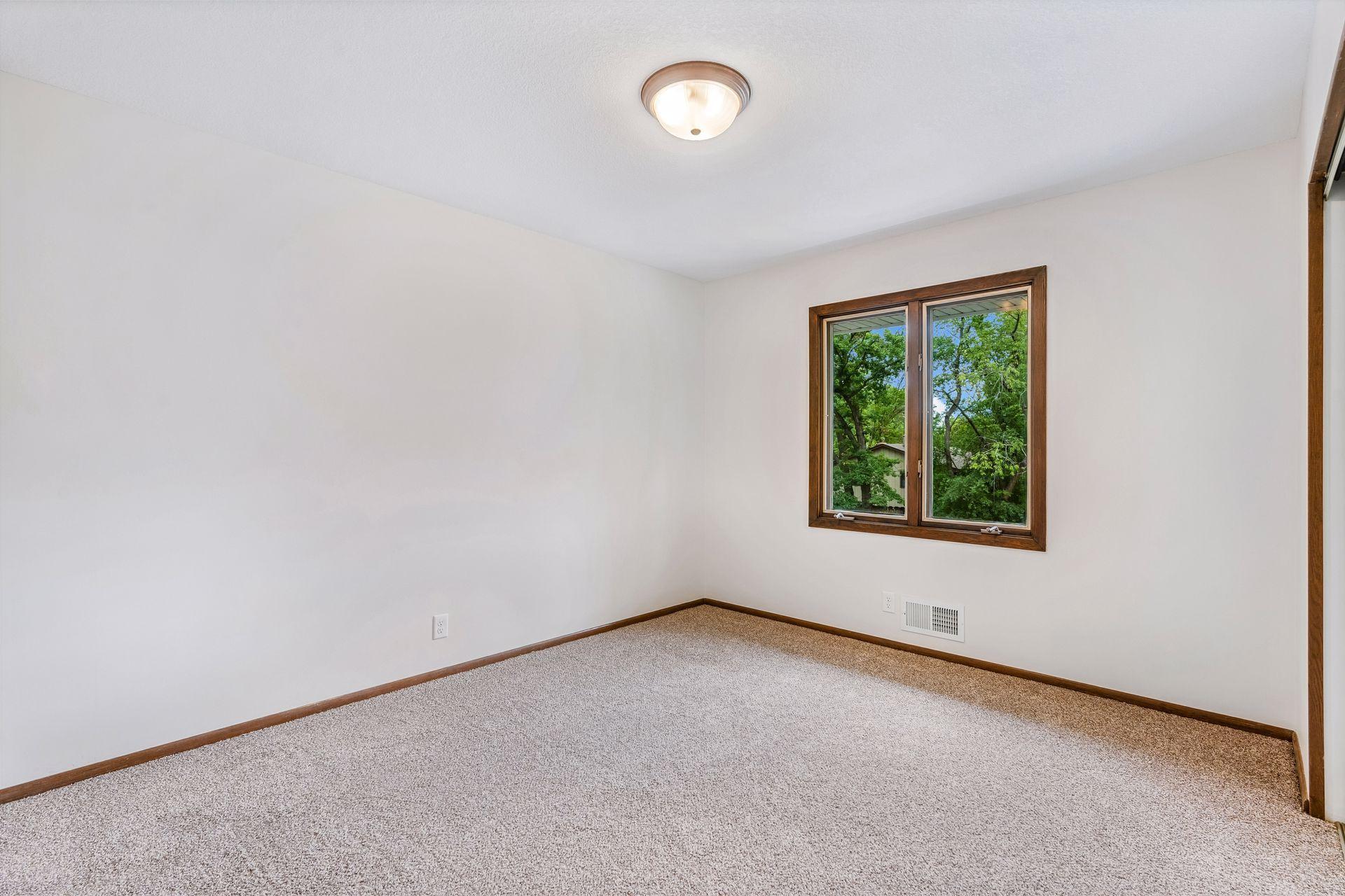 1086 Carlton Drive Property Photo 45