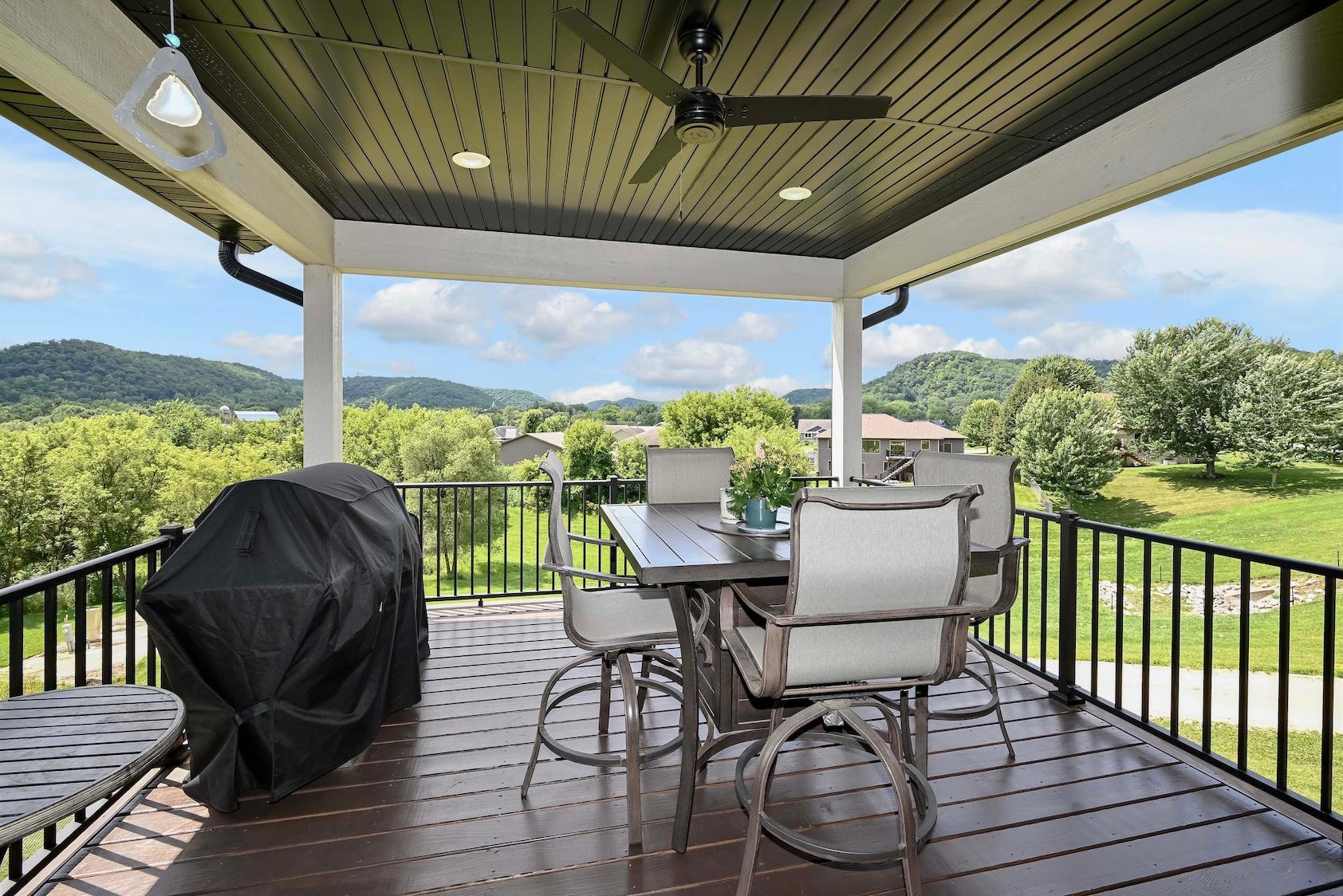 166 Rimrock Road Property Photo 32