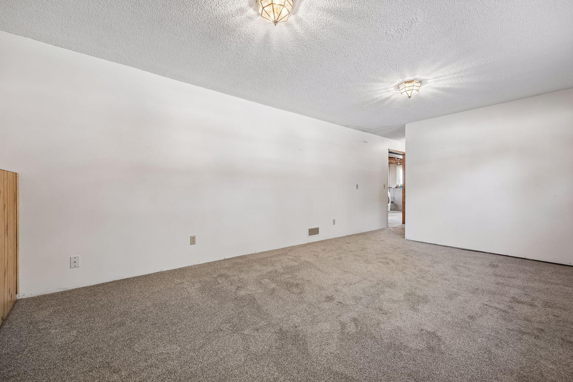 6521 Kurtz Lane Property Photo 18