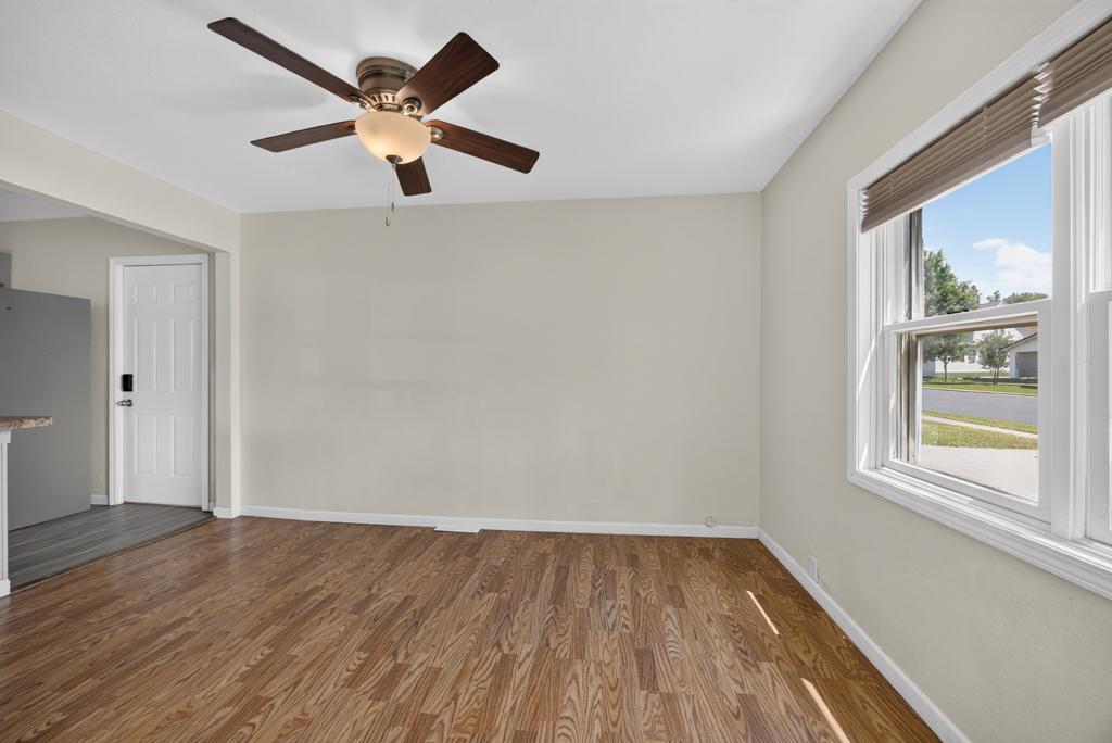 112 S Hudson Avenue Property Photo 8