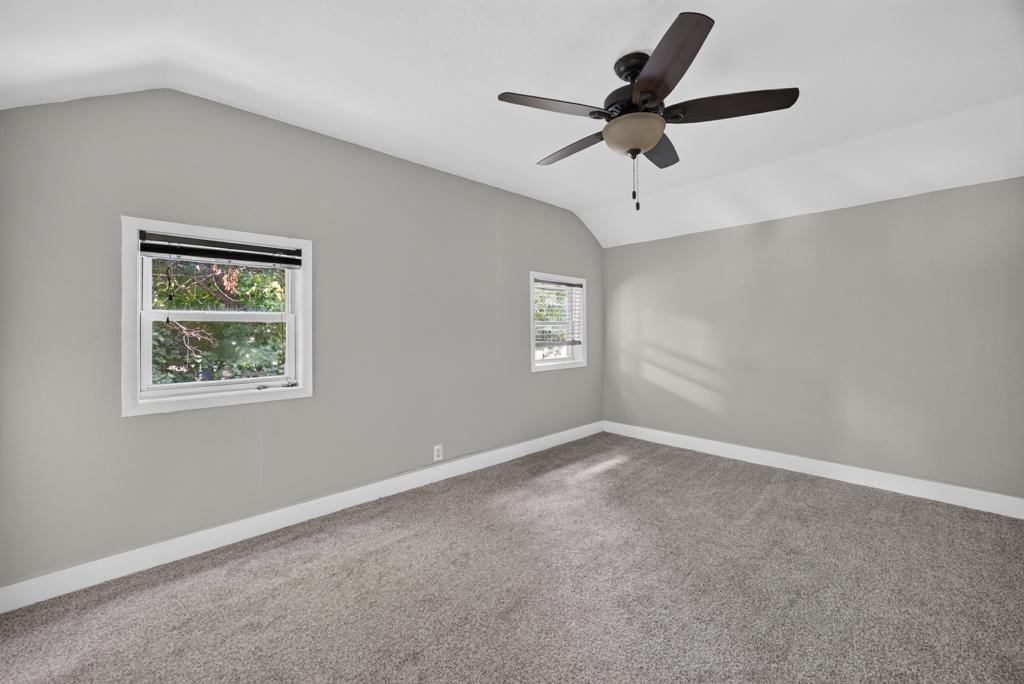 112 S Hudson Avenue Property Photo 21