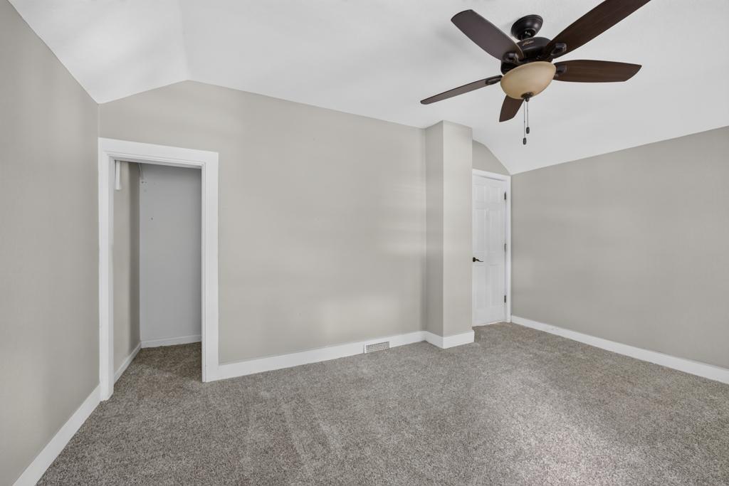 112 S Hudson Avenue Property Photo 22