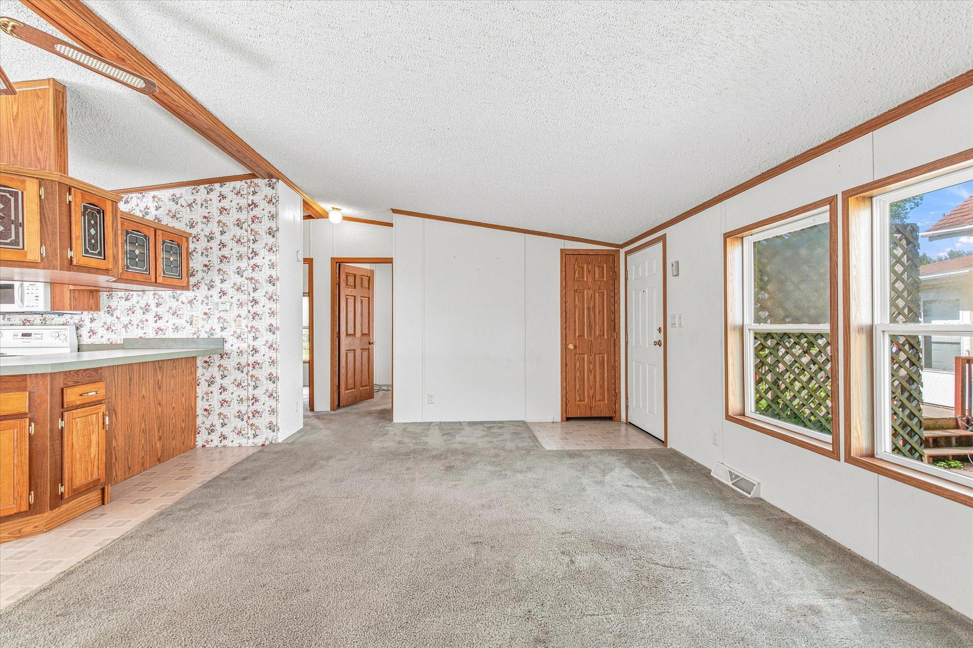 7466 Cedar Street W Property Photo 9
