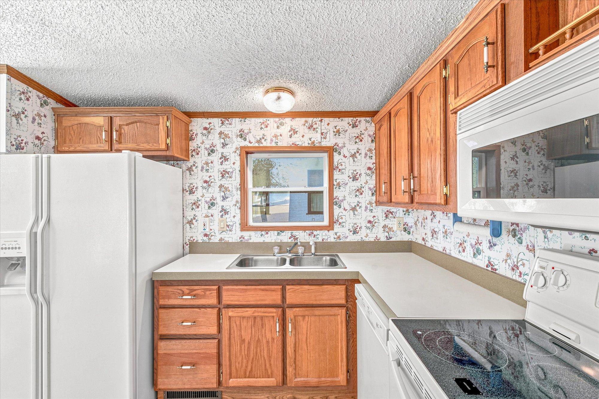 7466 Cedar Street W Property Photo 13
