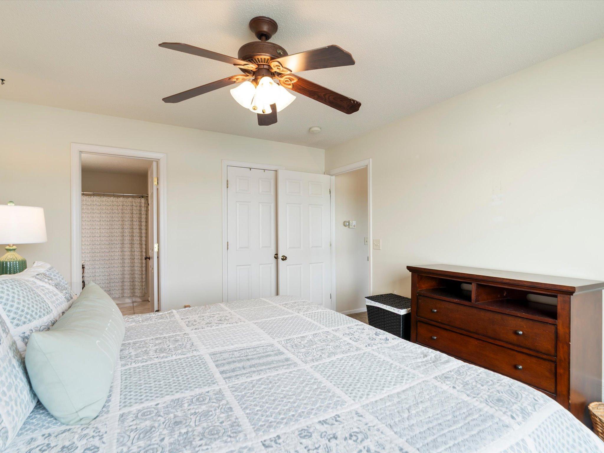 1708 13th Avenue Ne Property Photo 15