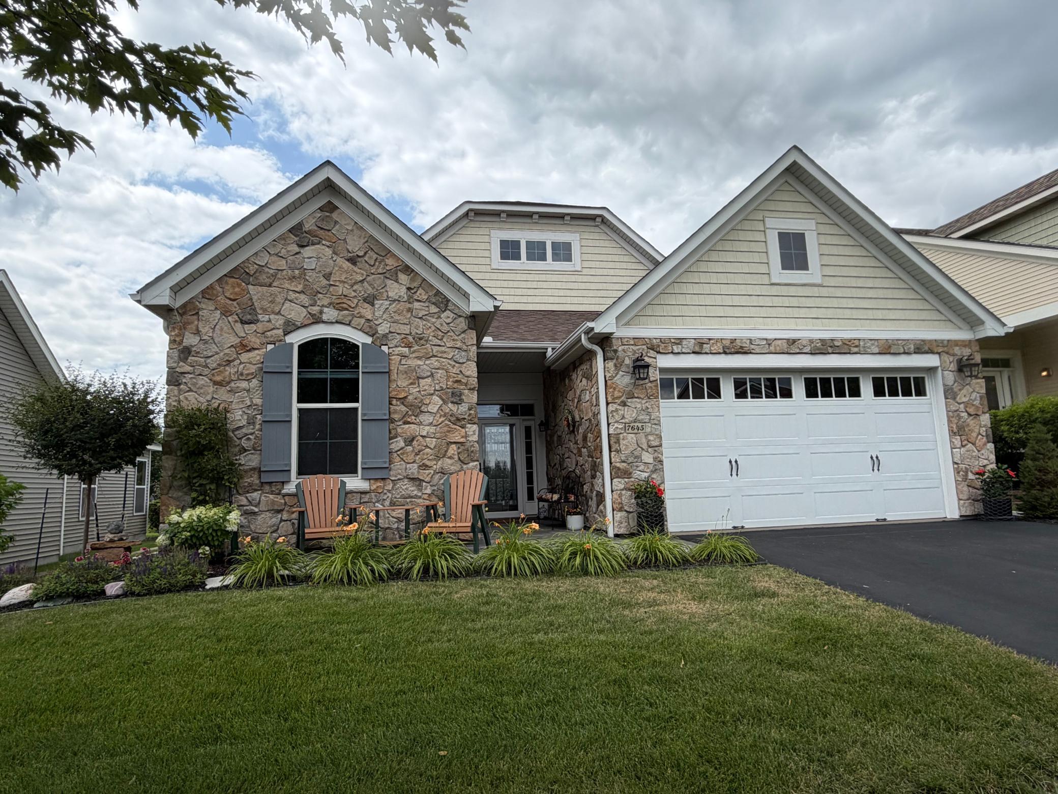 7645 Ranier Lane N Property Photo 1