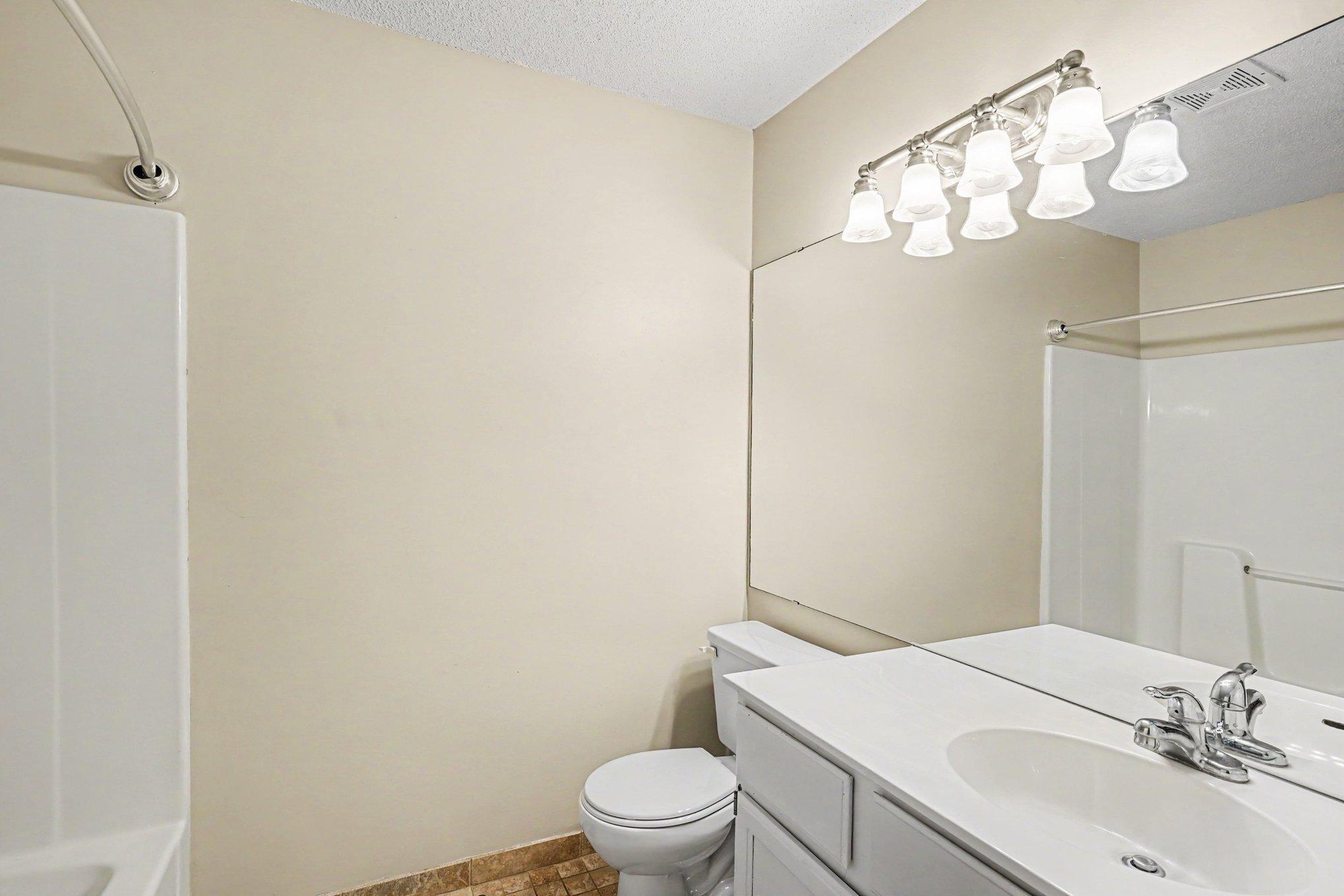 4300 Meghan Lane 302 Property Photo 15