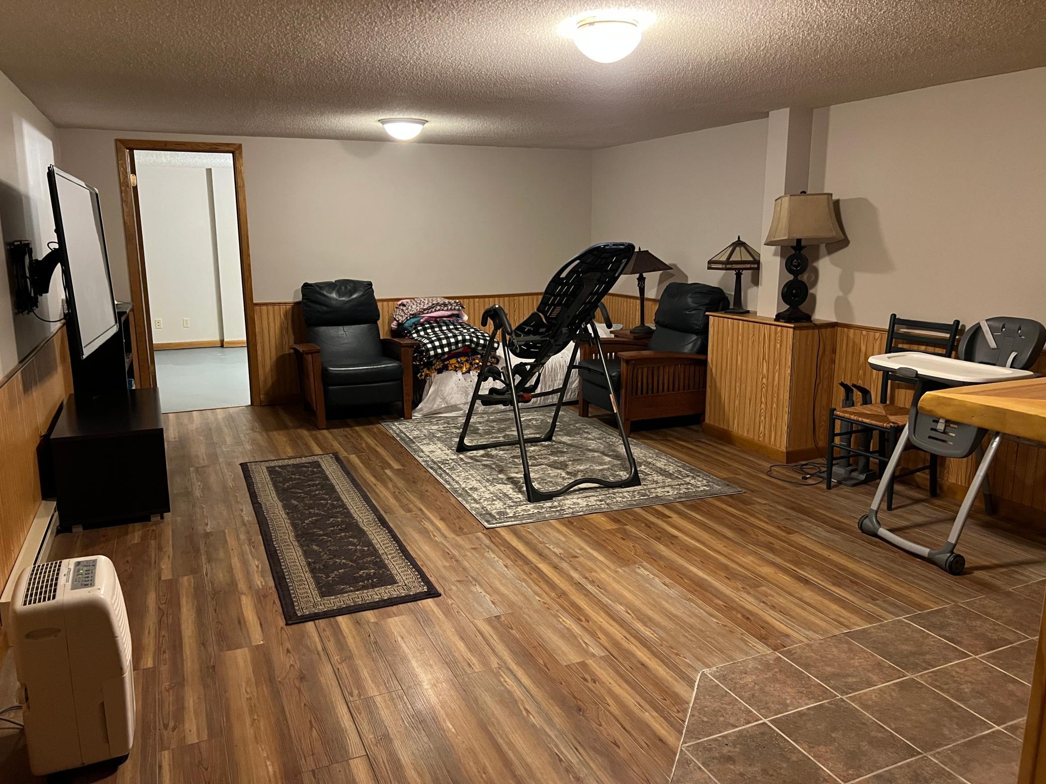 1045 10th Avenue Property Photo 12