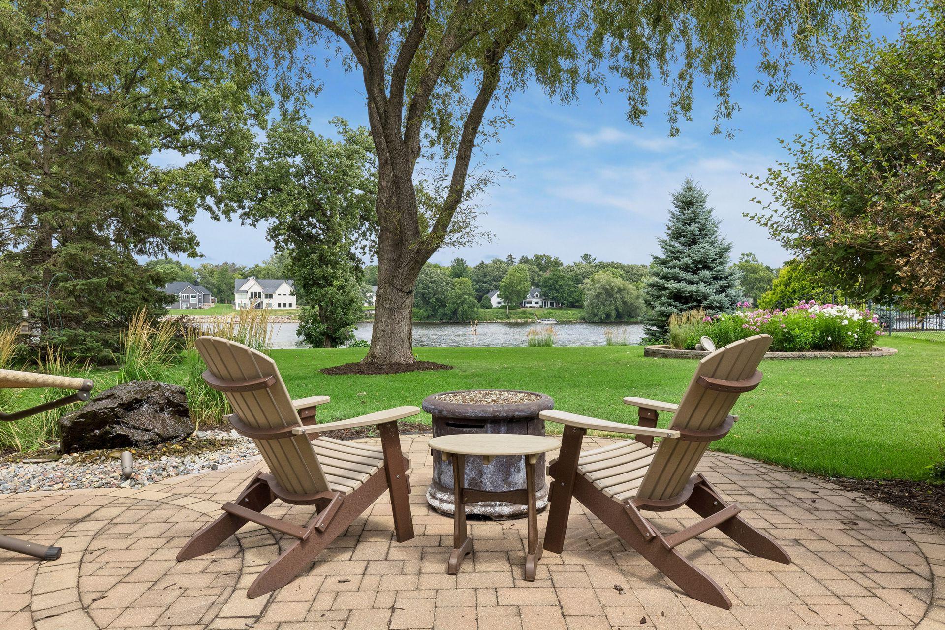 7100 River Shore Lane N Property Photo 1