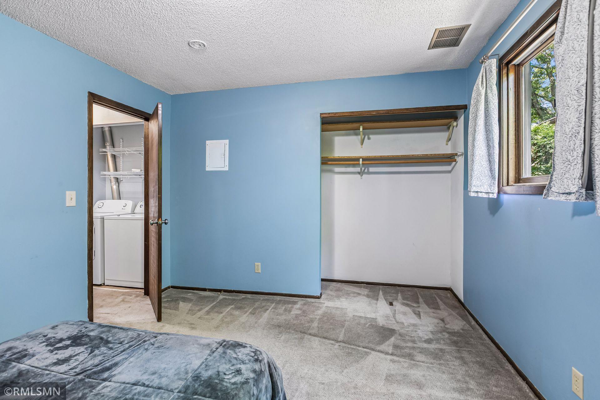 4384 Arden View Court Property Photo 25
