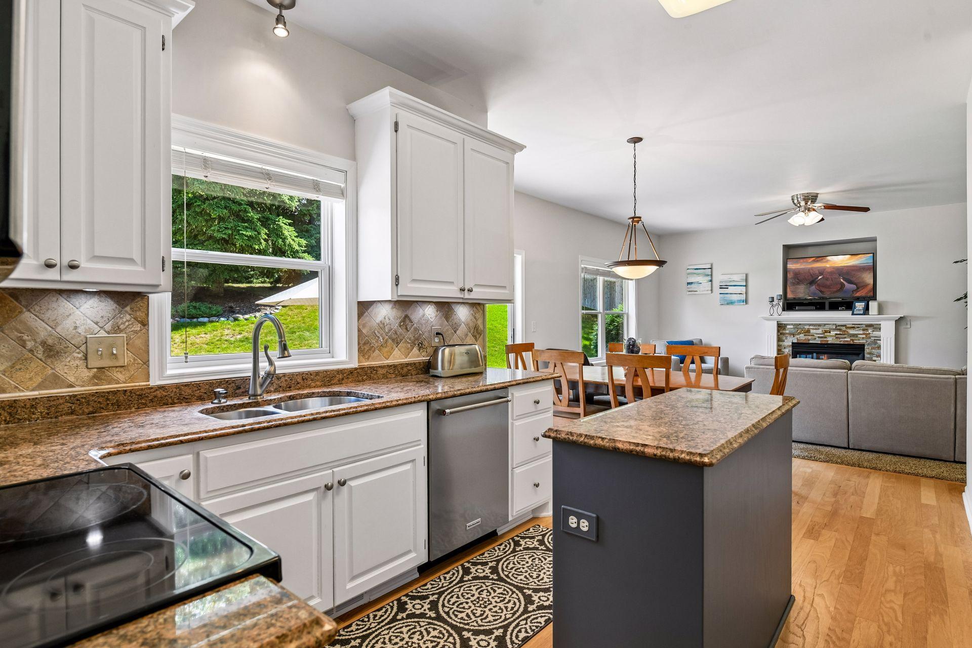 12060 41st Avenue N Property Photo 8