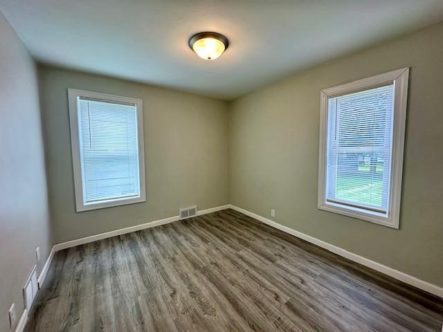 521 5th Avenue E Property Photo 9