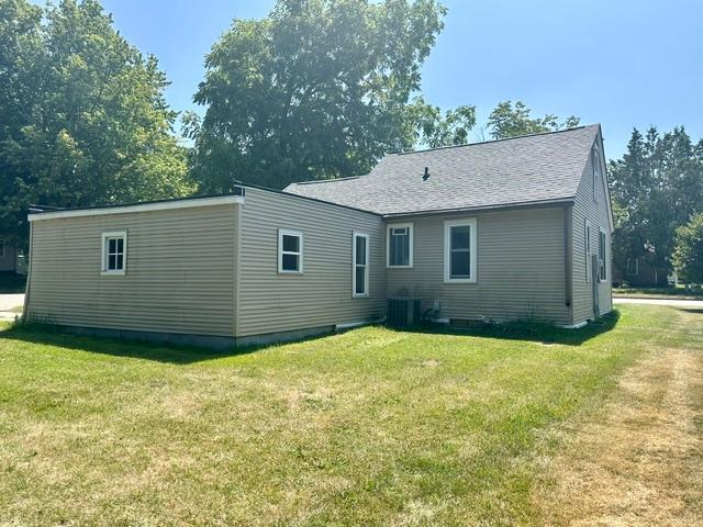 521 5th Avenue E Property Photo 16