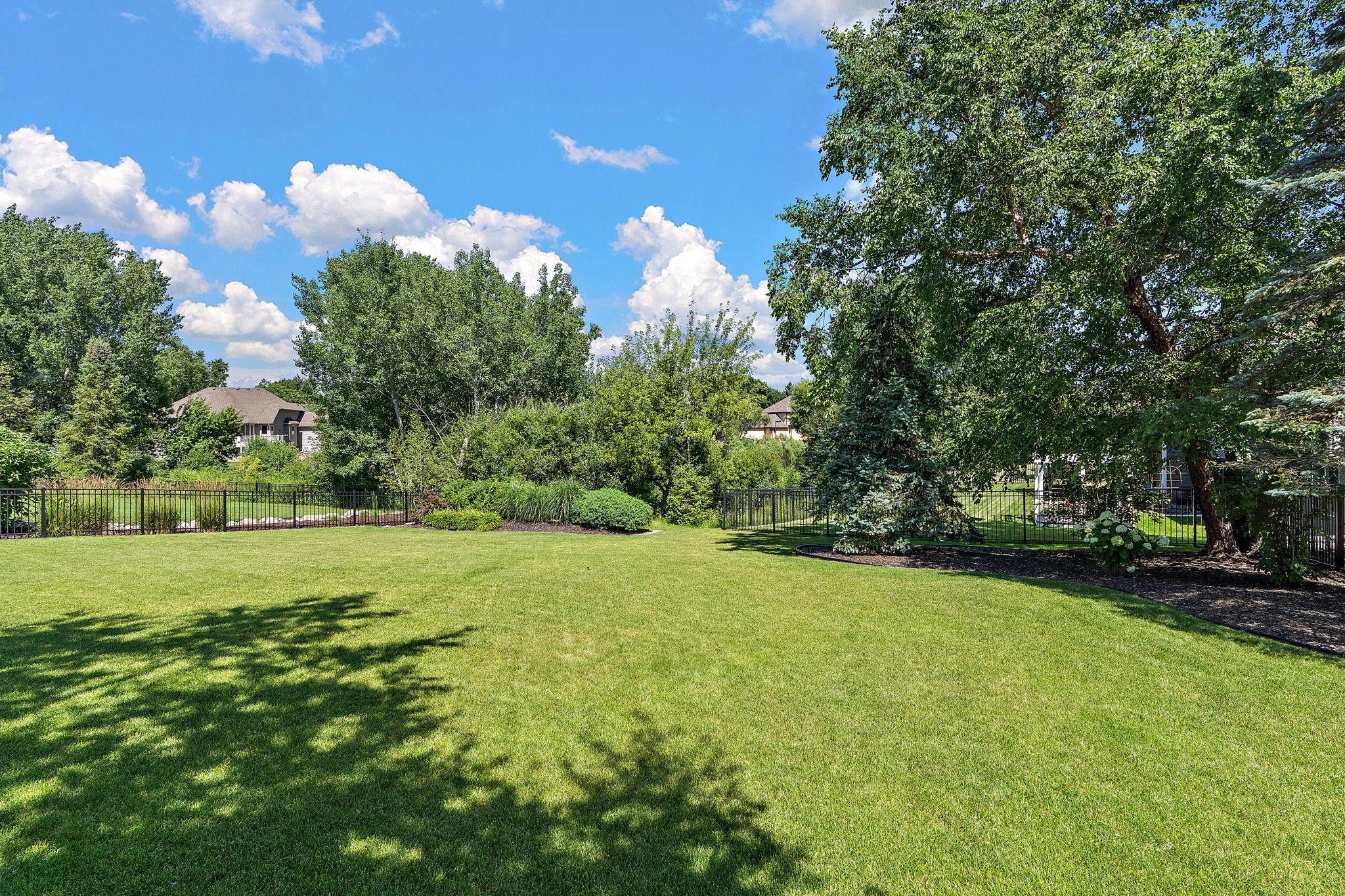 8072 Enclave Circle Property Photo 6