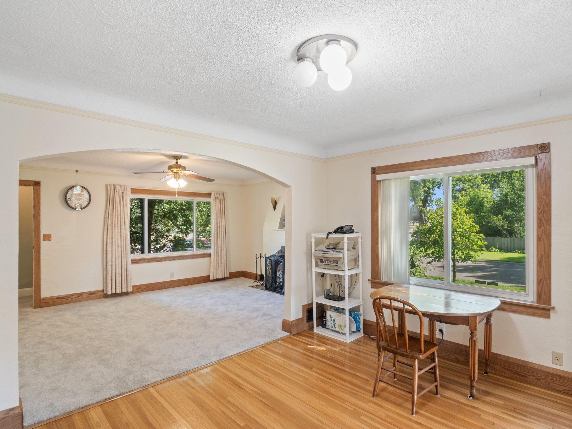 5103 Douglas Drive N Property Photo 8