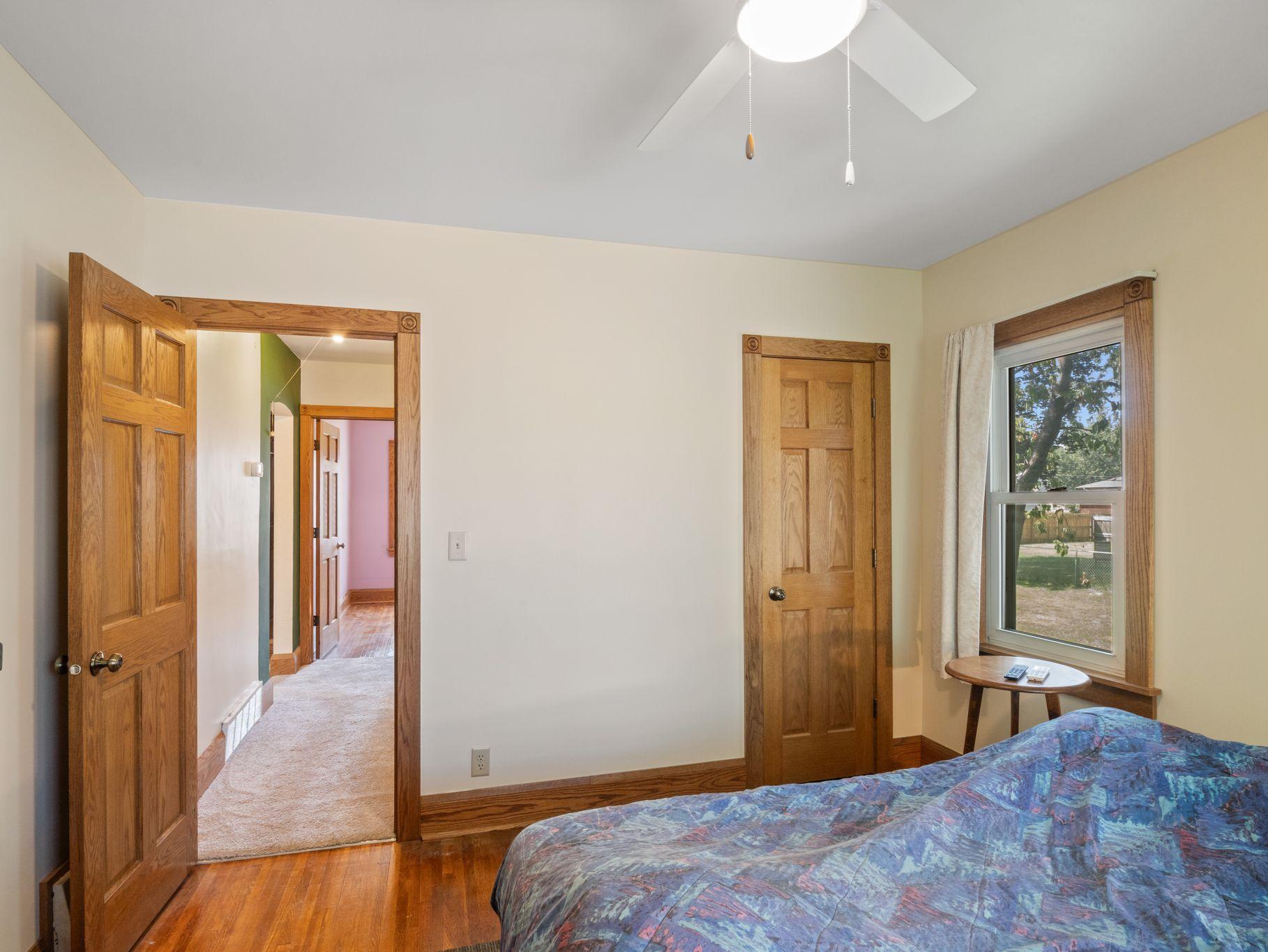 5103 Douglas Drive N Property Photo 14