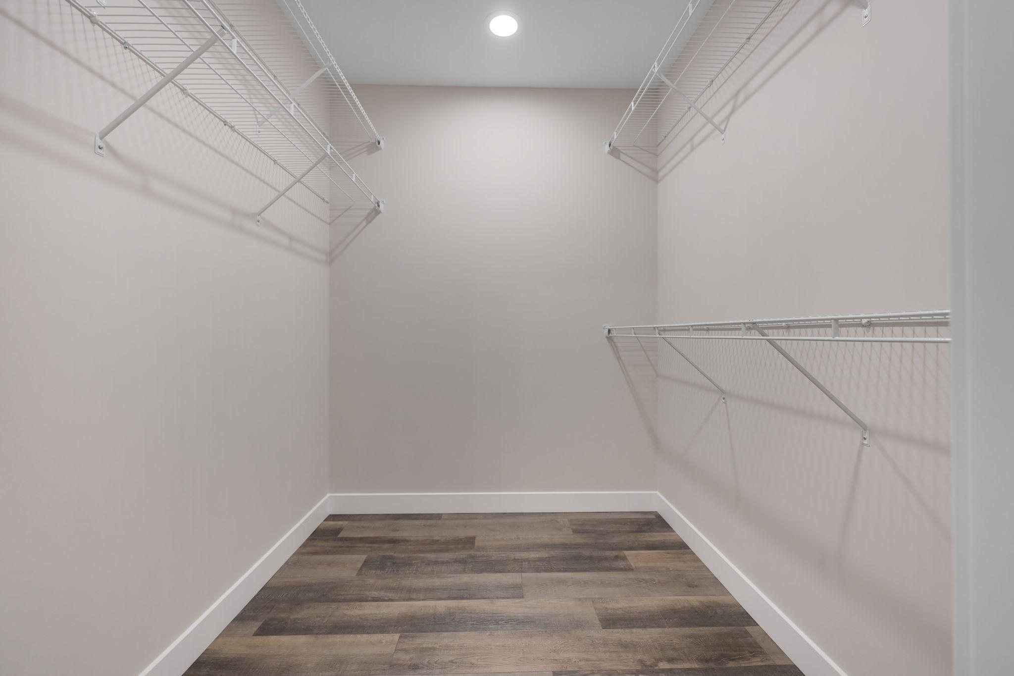 331 Gateway Parkway Property Photo 15