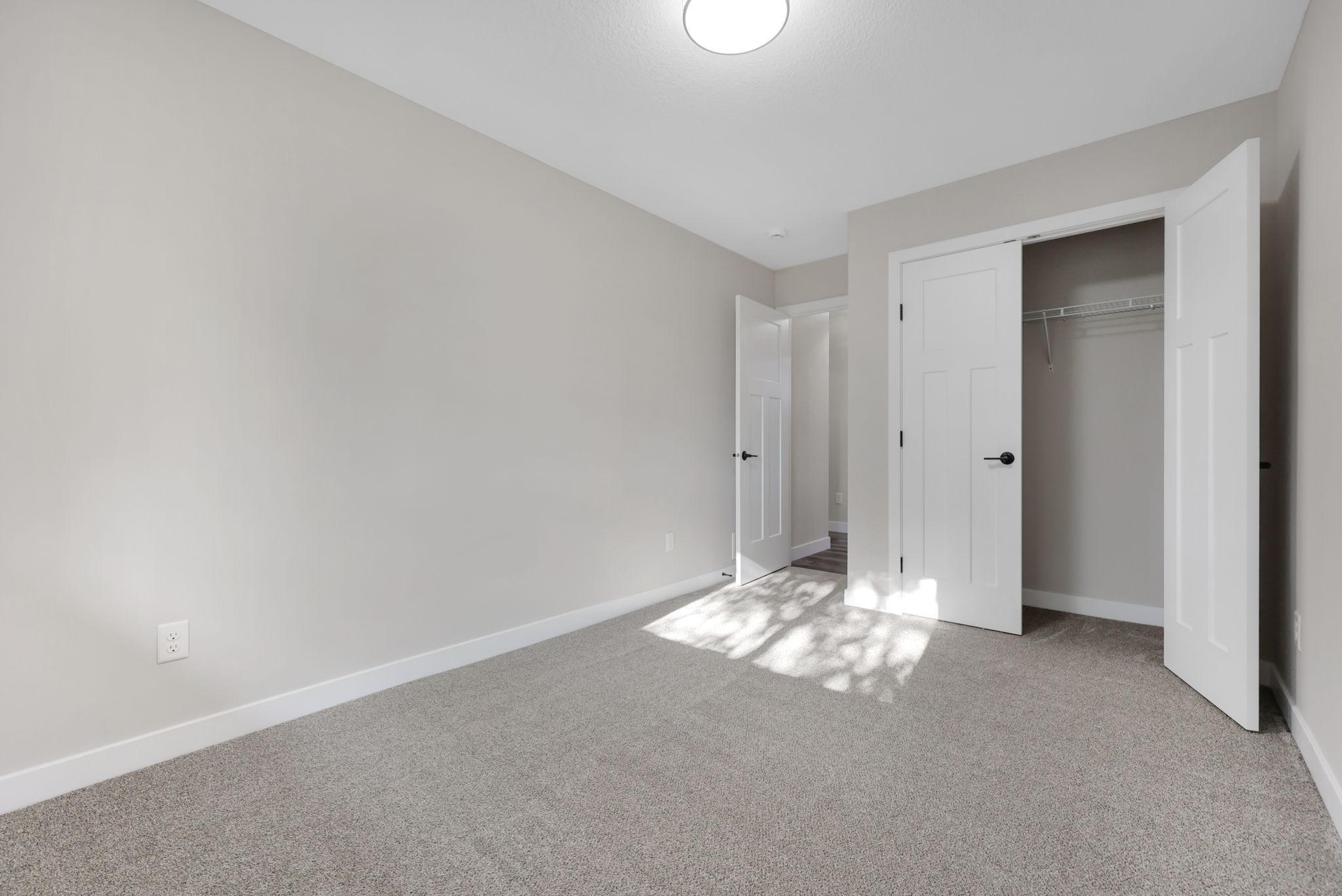 331 Gateway Parkway Property Photo 18