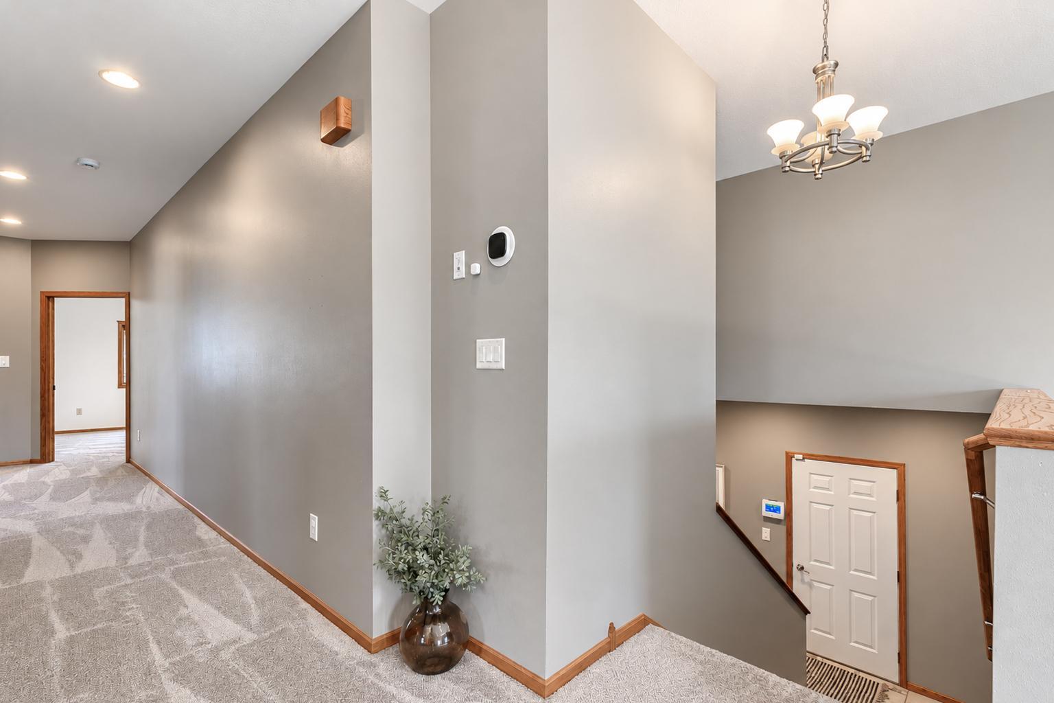 109 Cougar Drive Property Photo 8