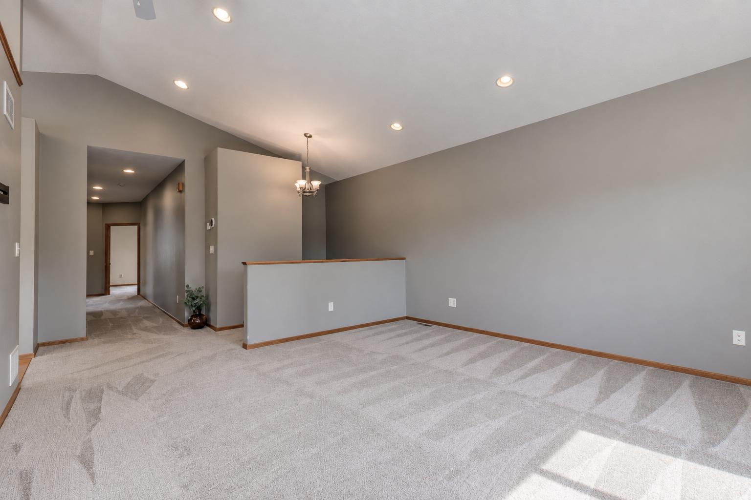 109 Cougar Drive Property Photo 12