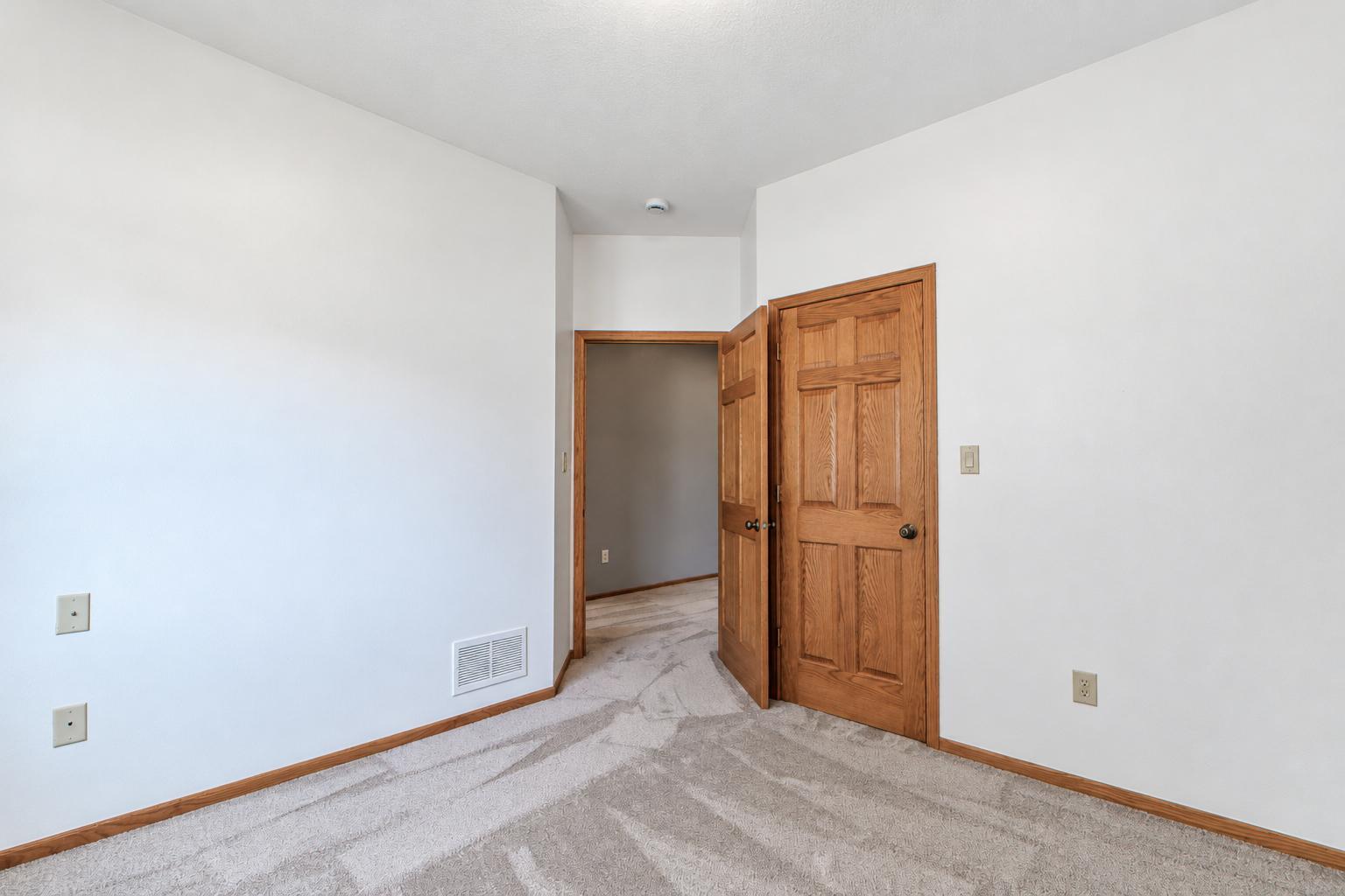 109 Cougar Drive Property Photo 31