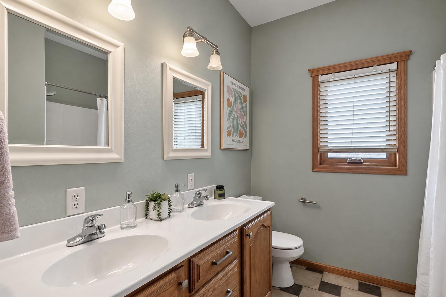 109 Cougar Drive Property Photo 32