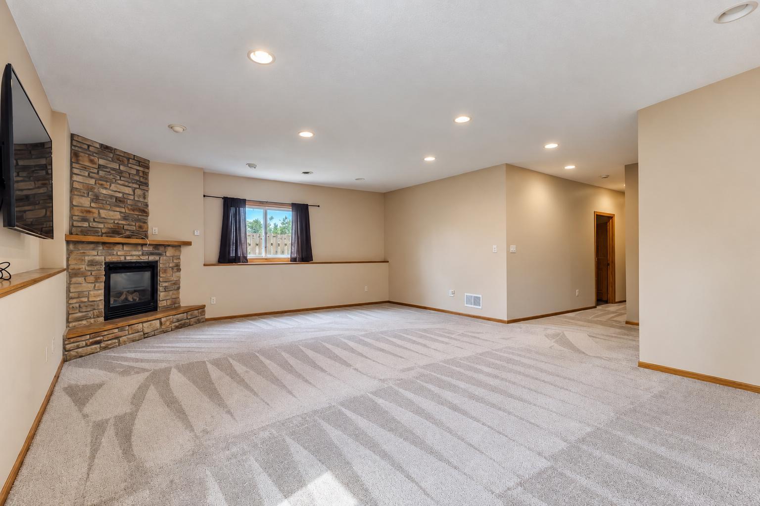 109 Cougar Drive Property Photo 35