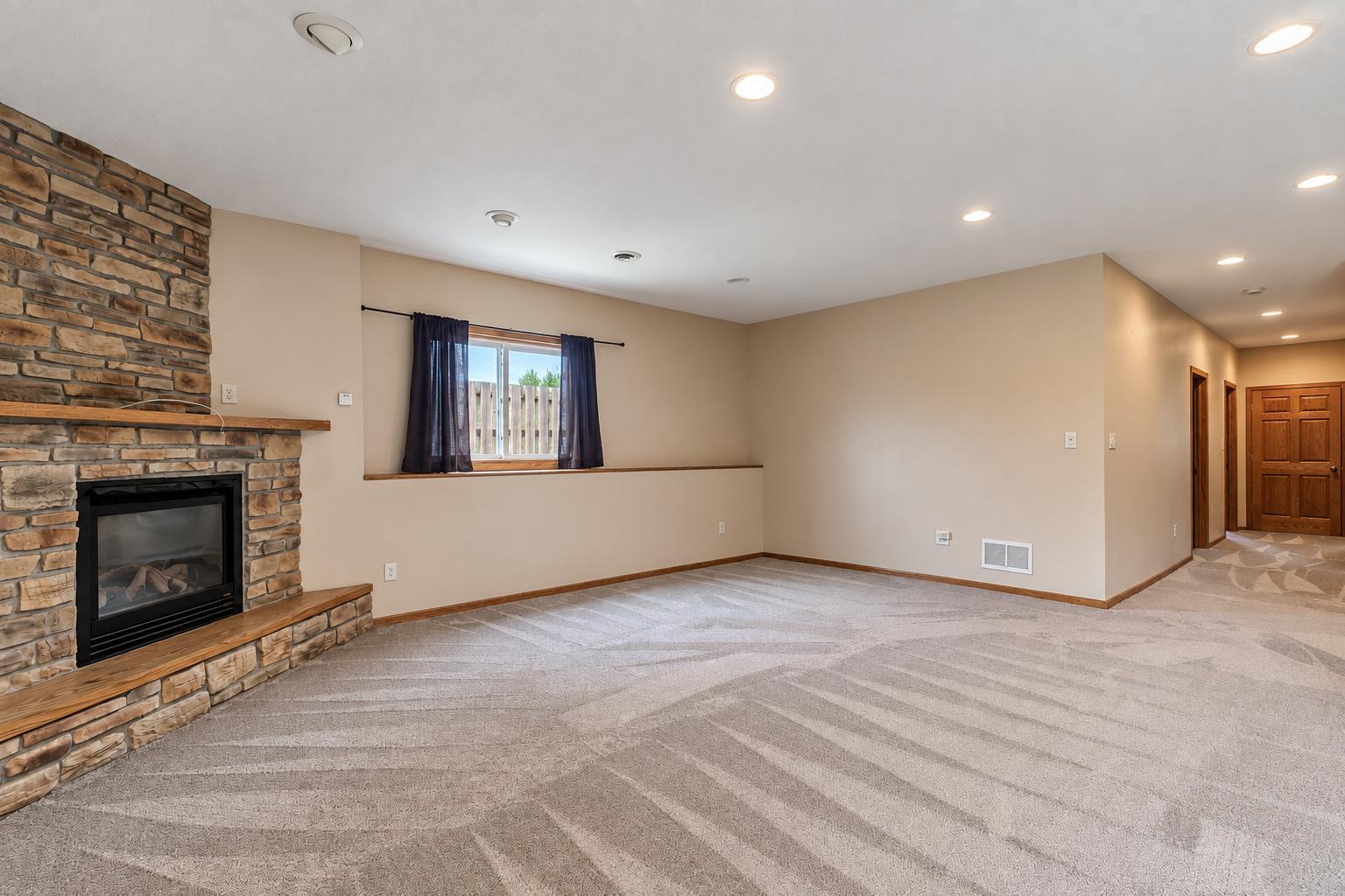 109 Cougar Drive Property Photo 36