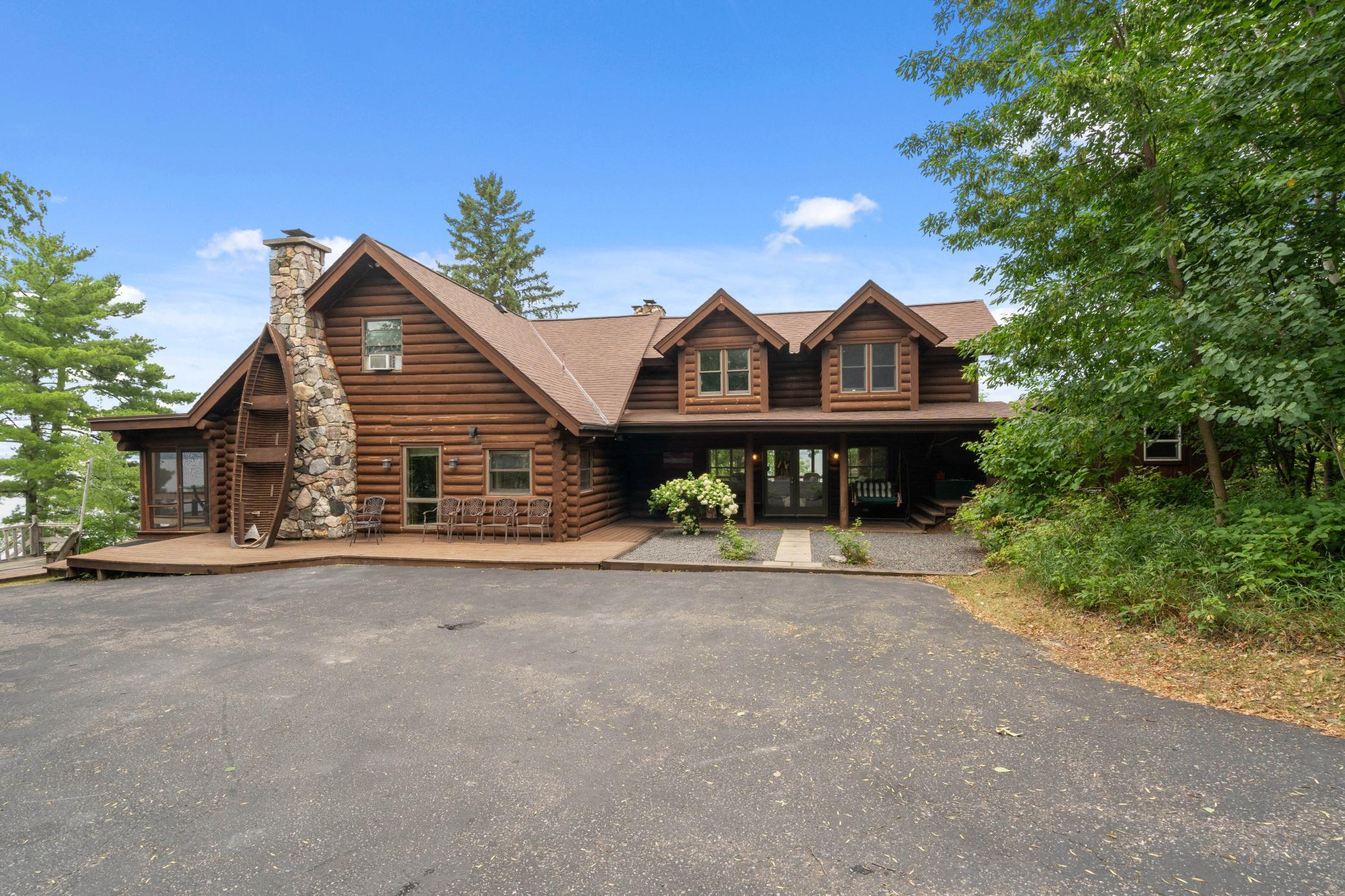 10001 Tomahawk Trail Property Photo 4