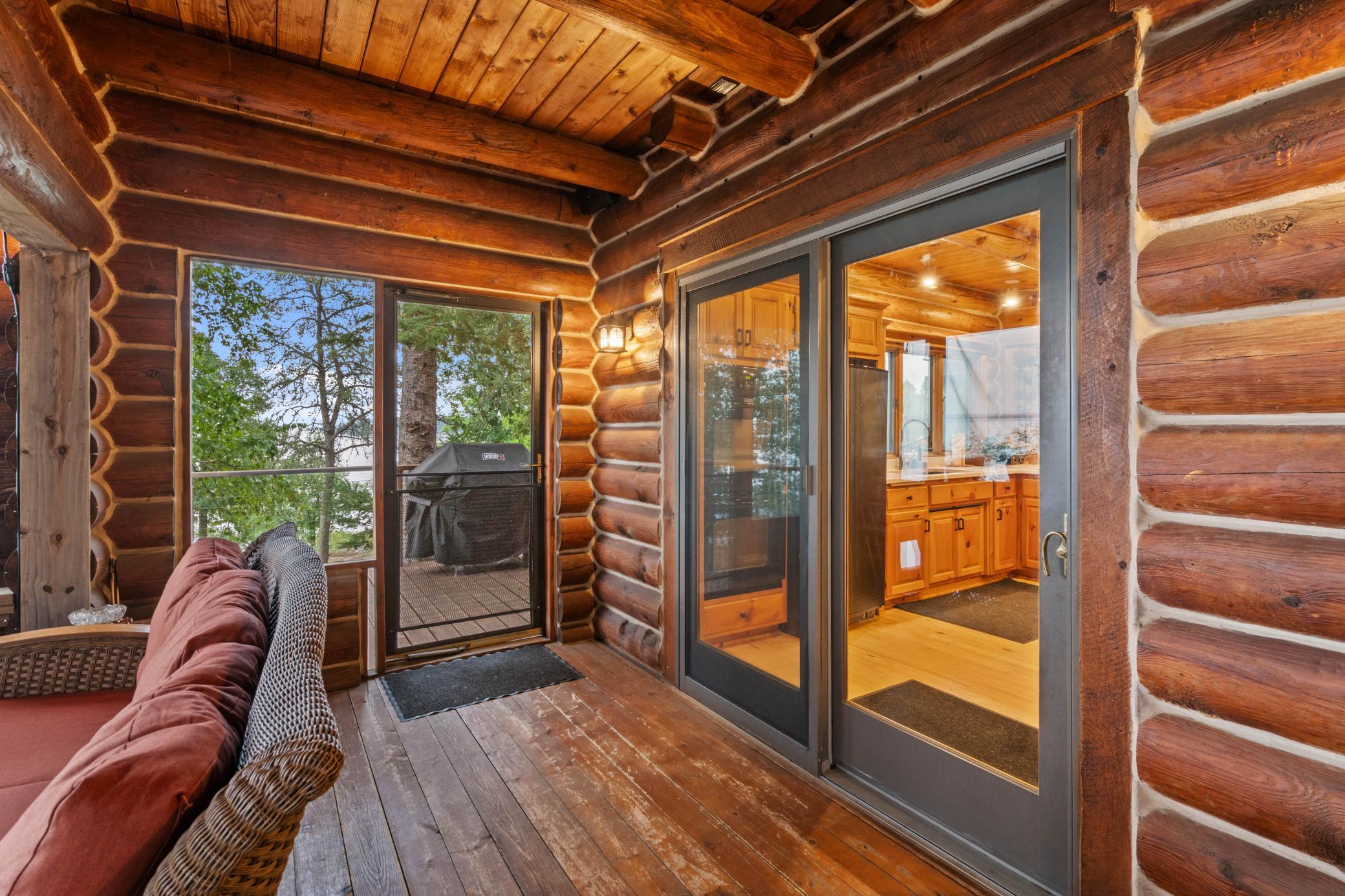 10001 Tomahawk Trail Property Photo 24