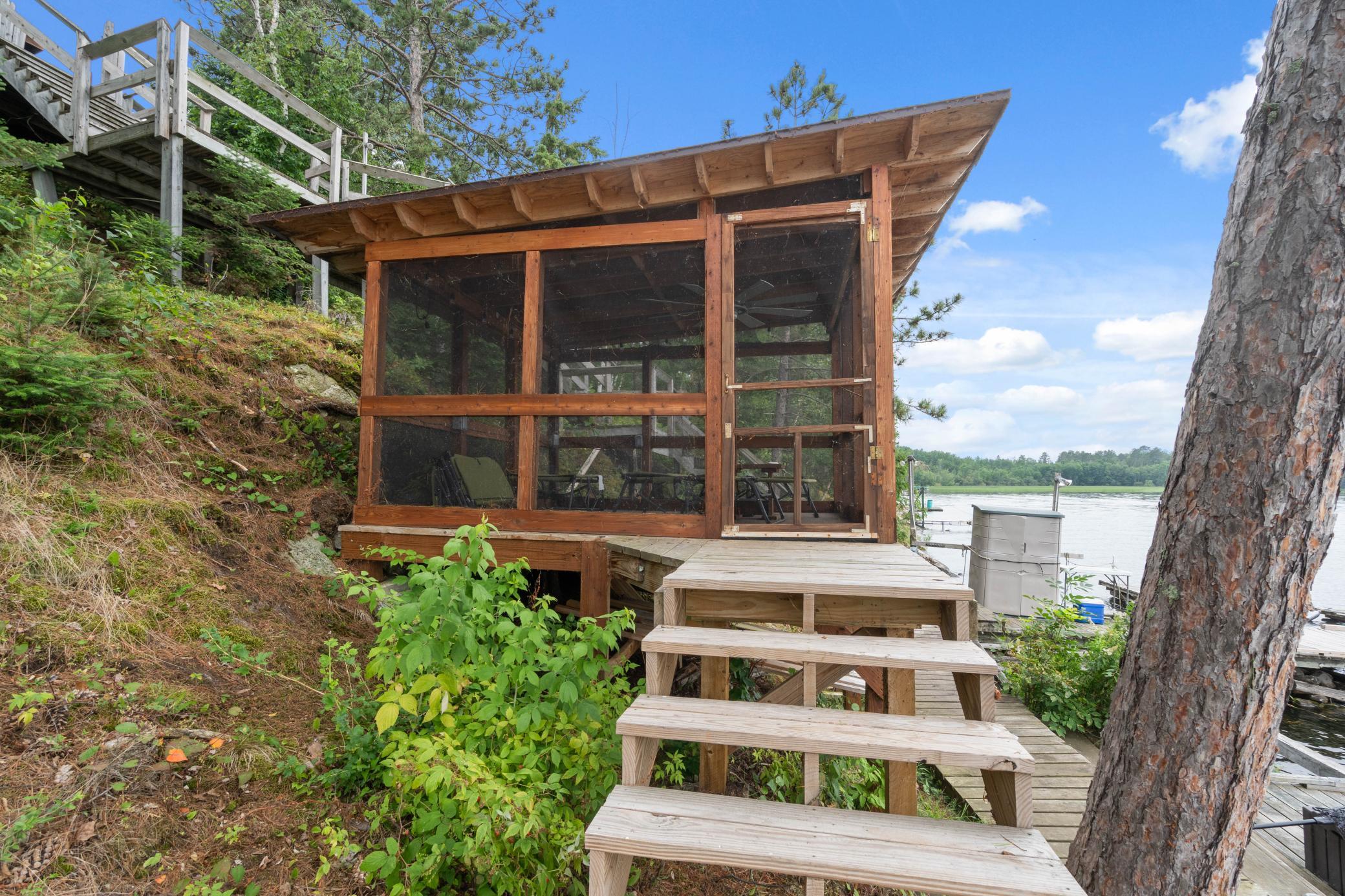 10001 Tomahawk Trail Property Photo 48